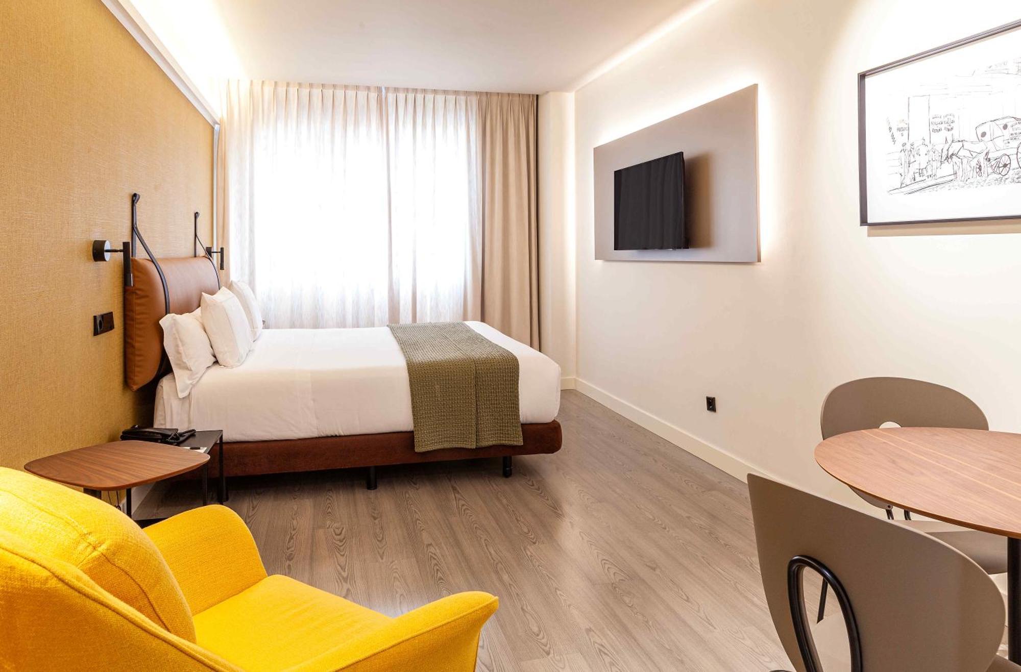 Viena Plaza De España 3*