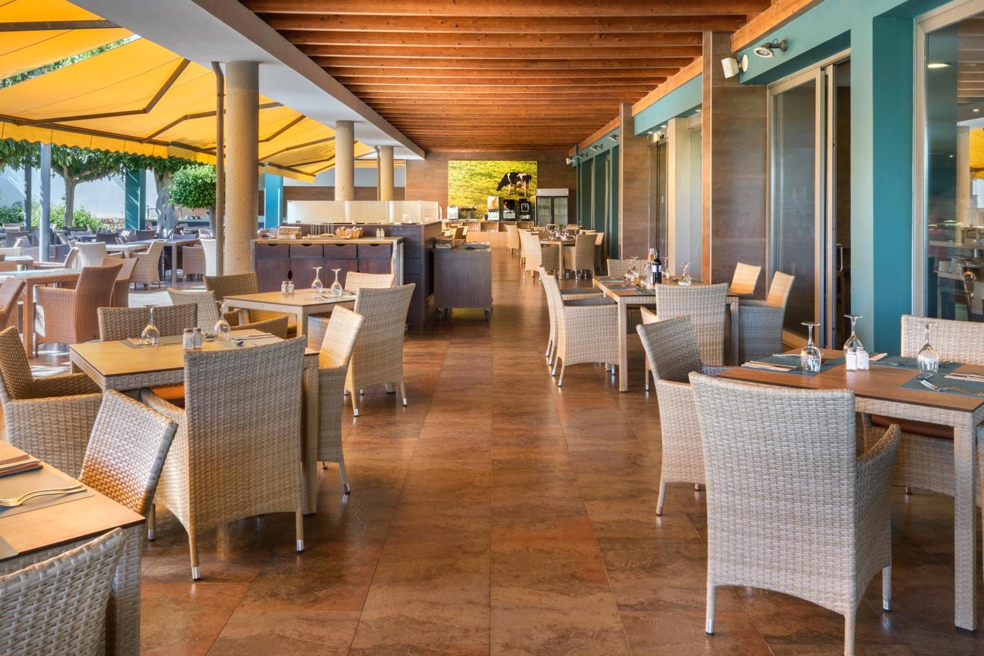 Hotel Occidental Menorca 4*