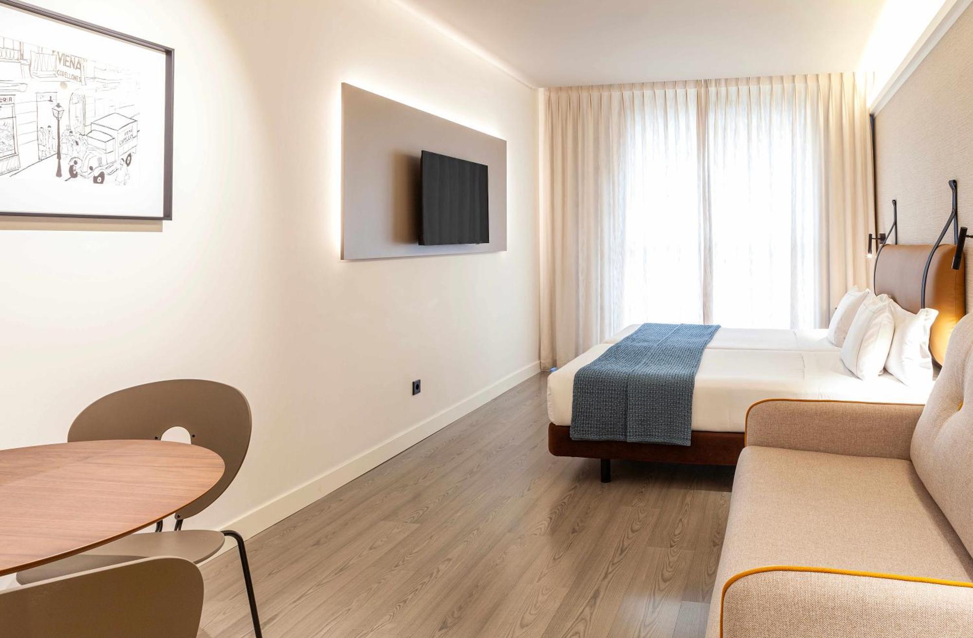 Viena Plaza De España Apartahotel