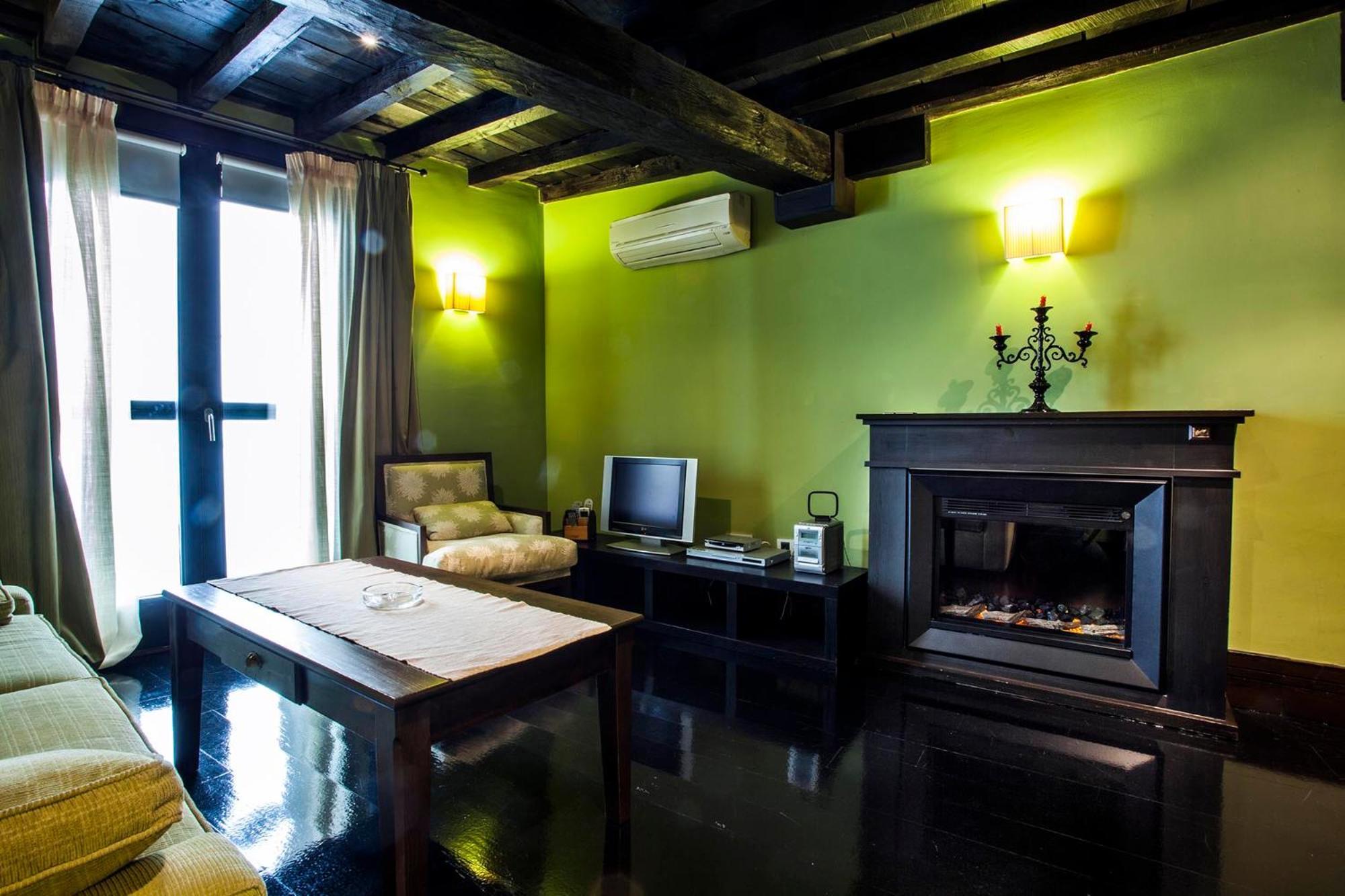 La Plaza Apartment Hervas