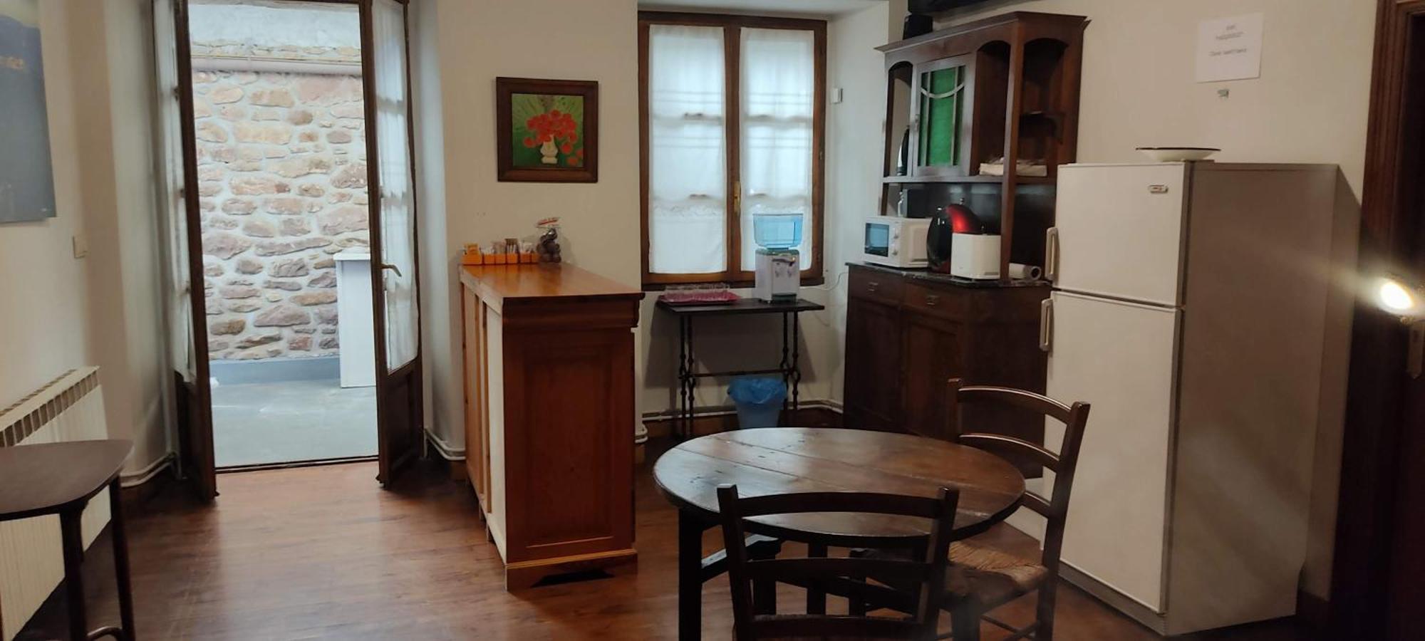 Mendaurpe Guest house Ituren