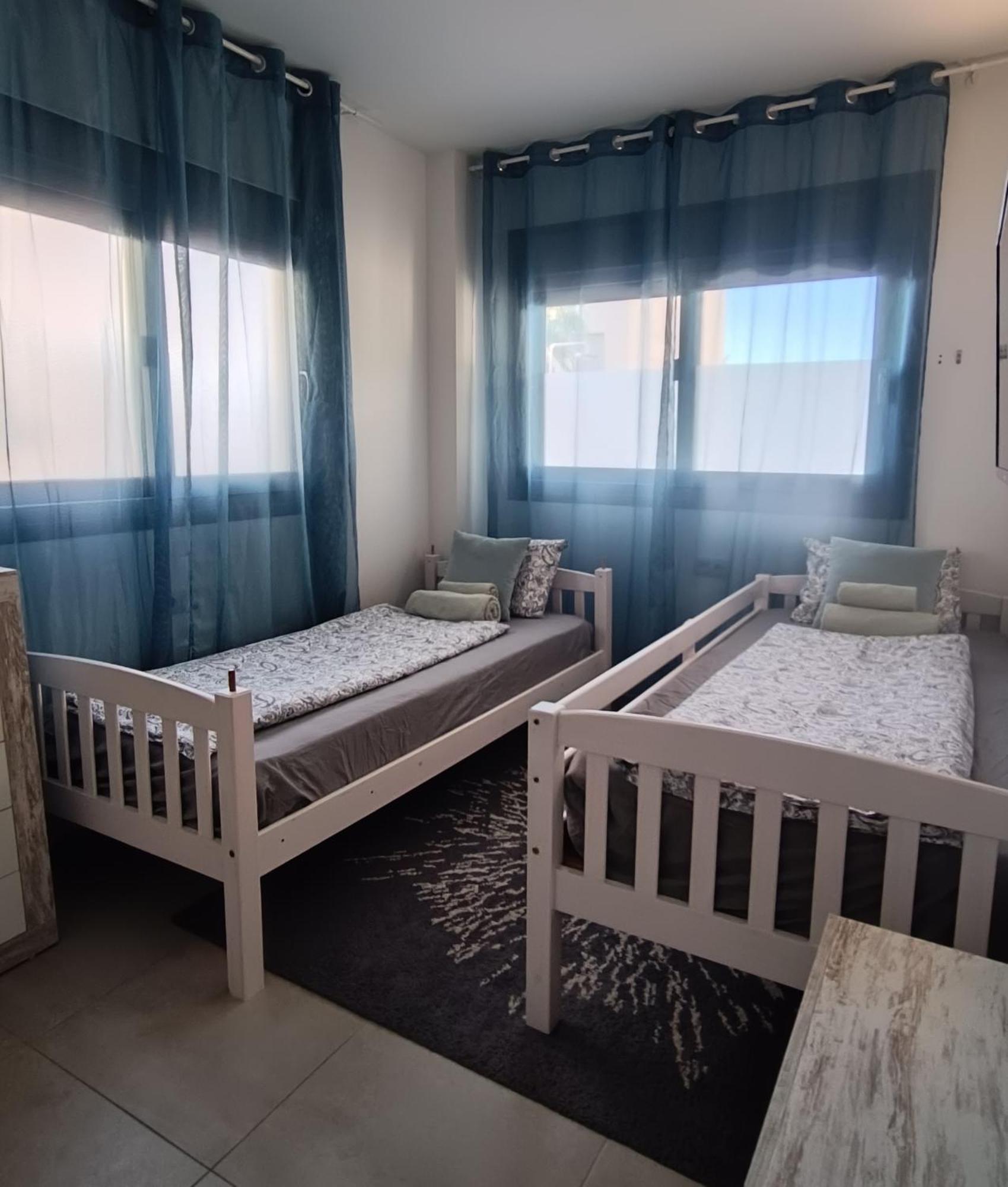 Pmt01 - Modern, Luxury With Heated Pool Torrevieja
