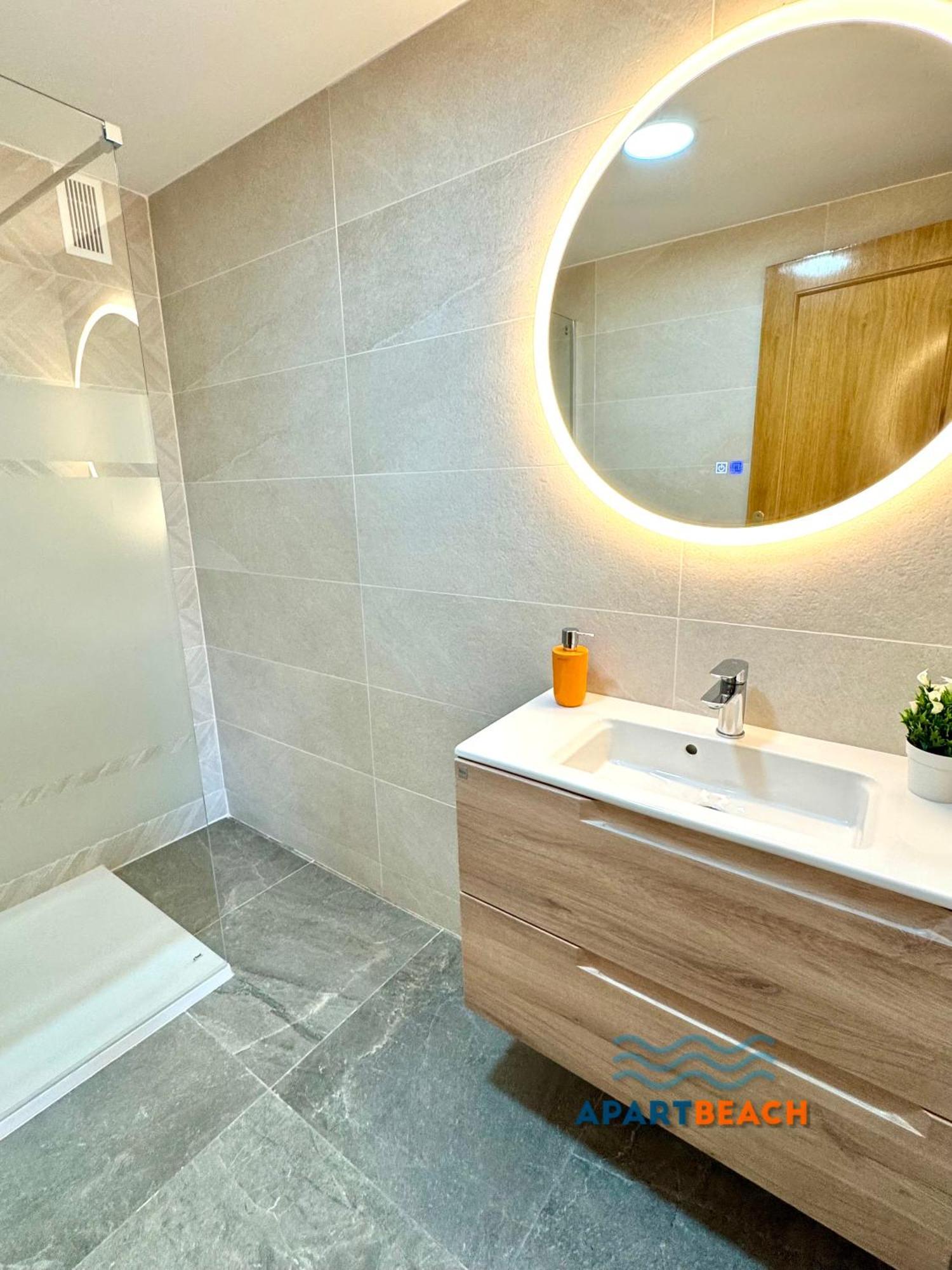 Apartbeach Juncos 2 Residencial Y Junto Playa Apartment La Pineda
