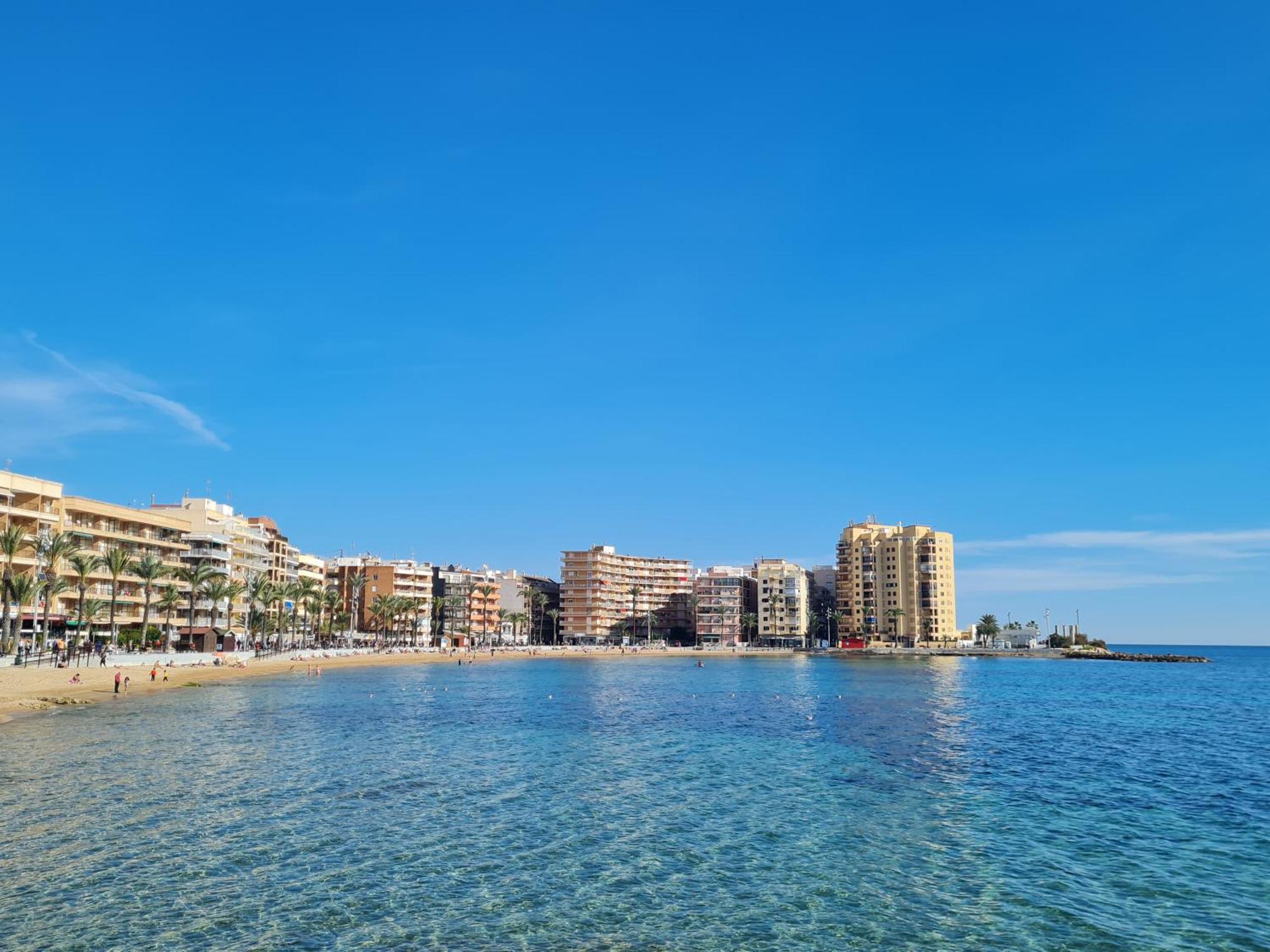 Near Del Cura And Locos Beaches * Torrevieja
