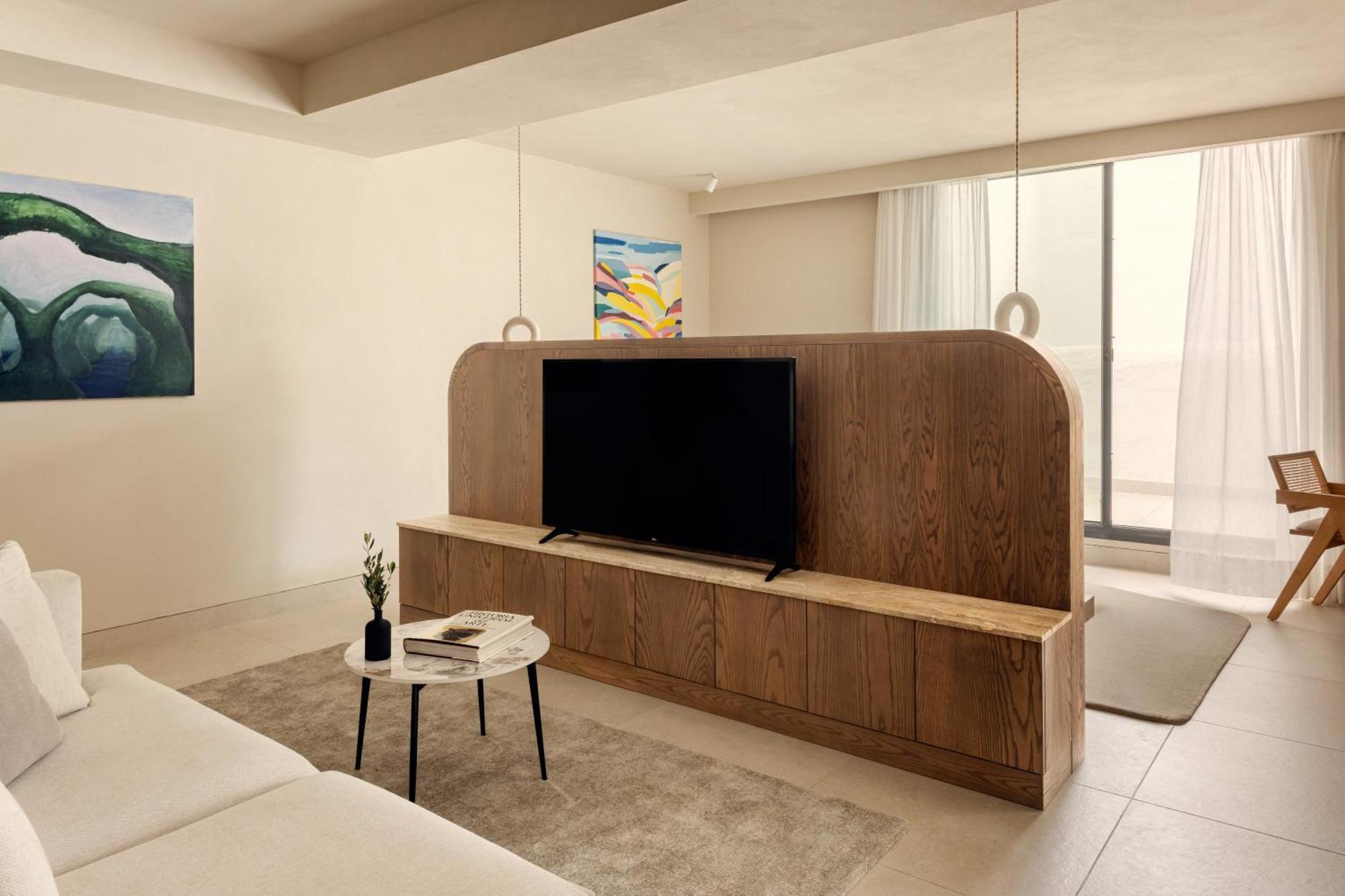 Anfitrion & Villa *