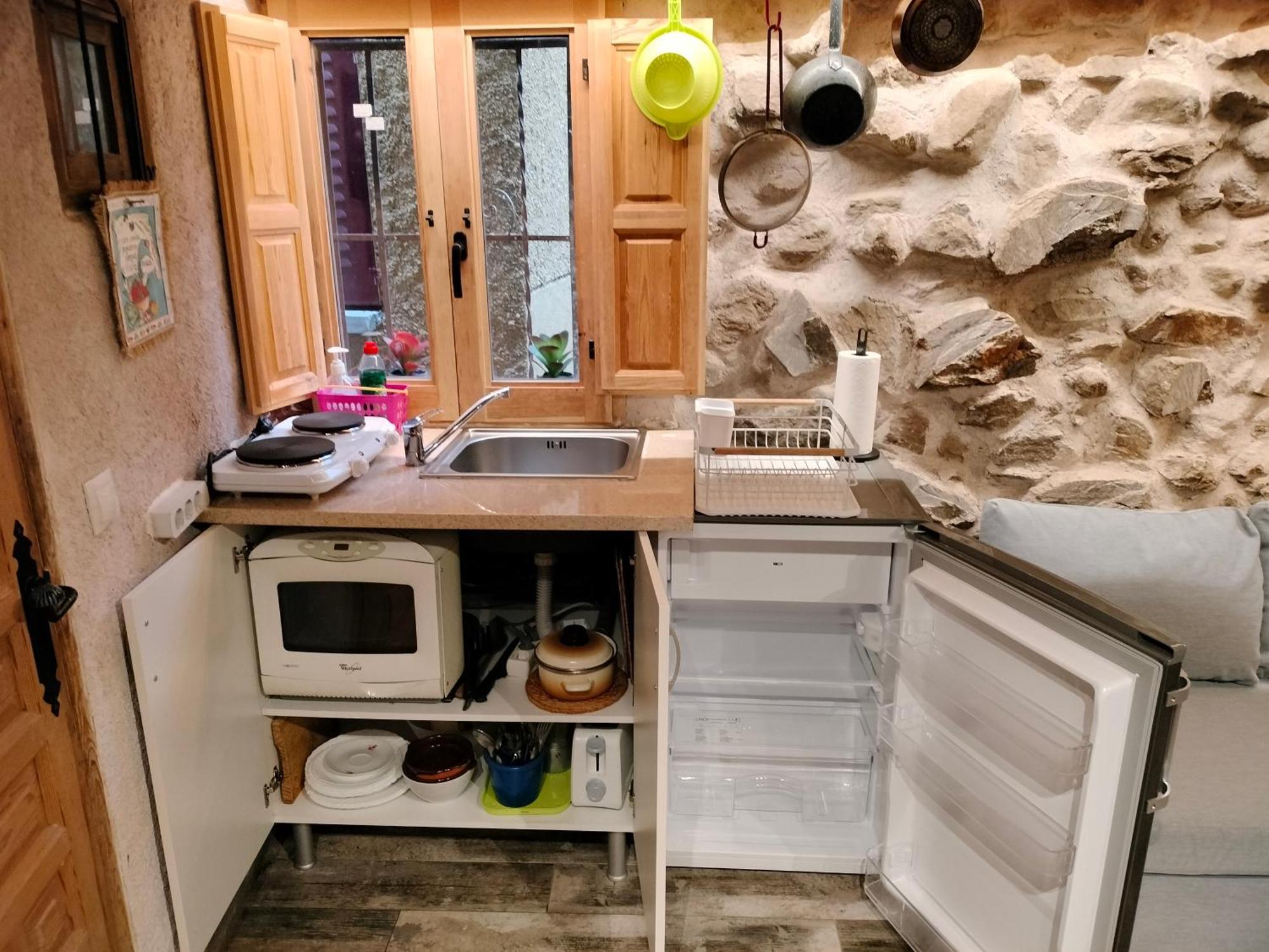 Casita Con Encanto: Tranquil Sierra Madrid Retreat With Wi-fi Villavieja del Lozoya