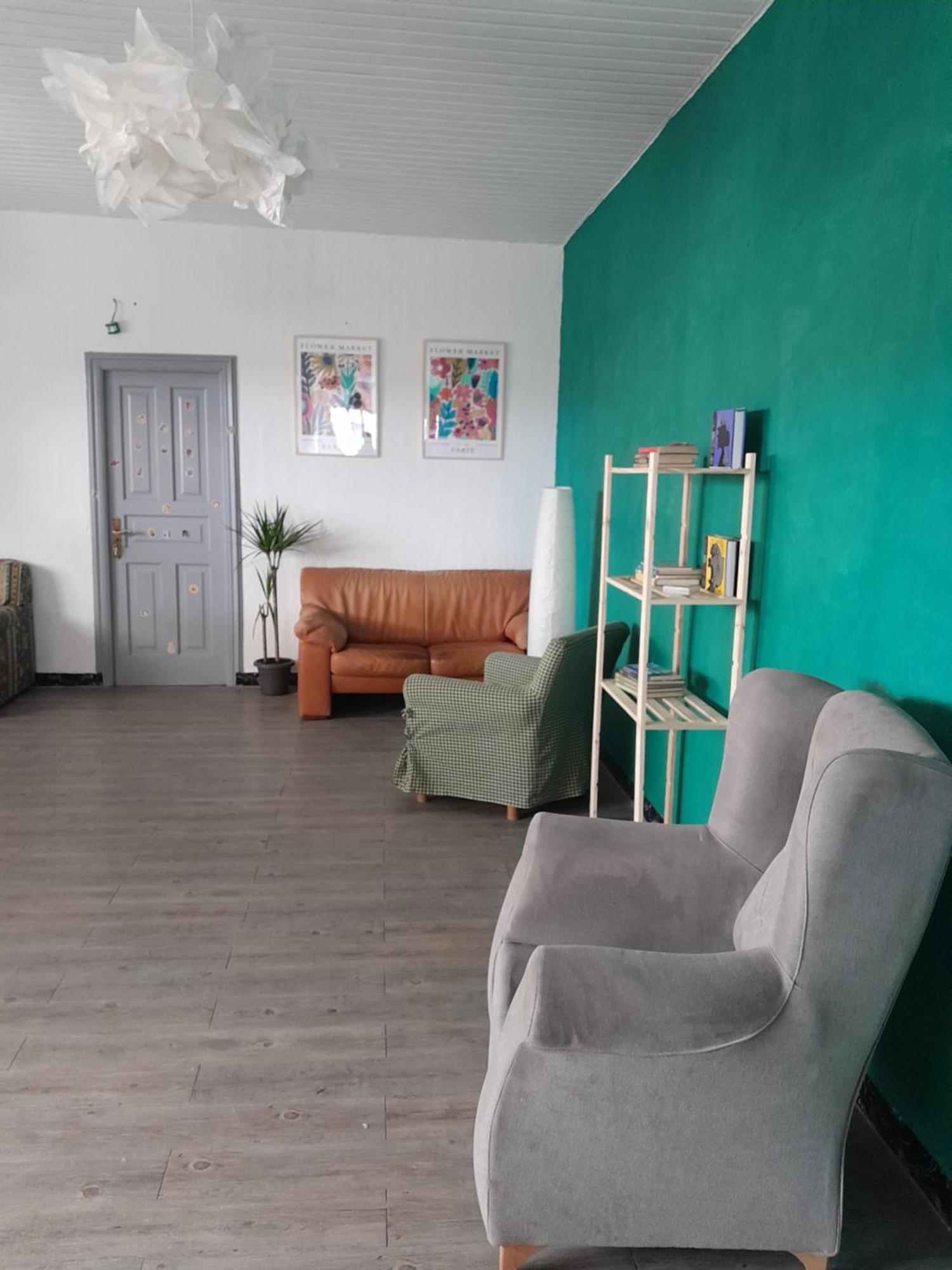 Casa De Amigos *
