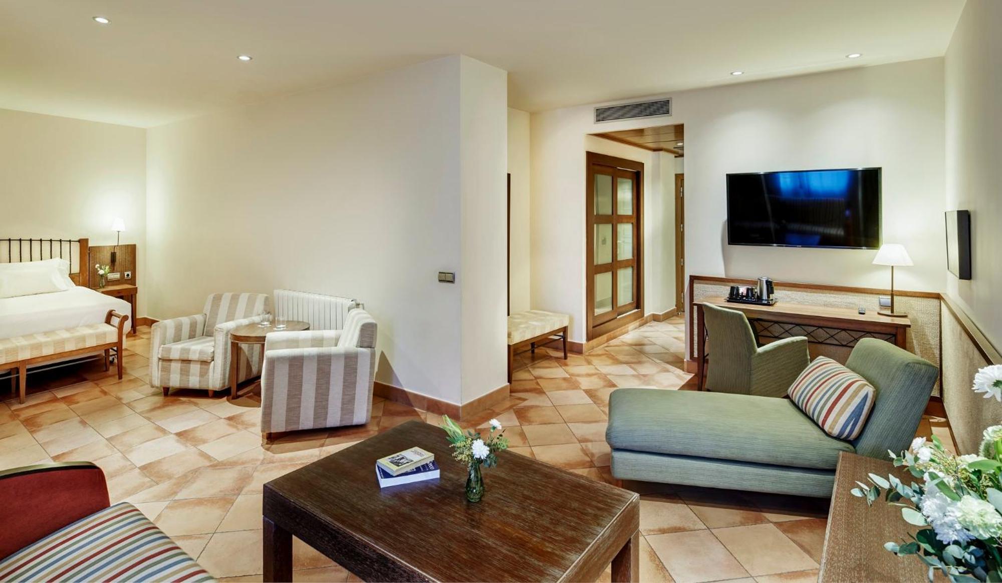 Hotel Sercotel Renacimiento