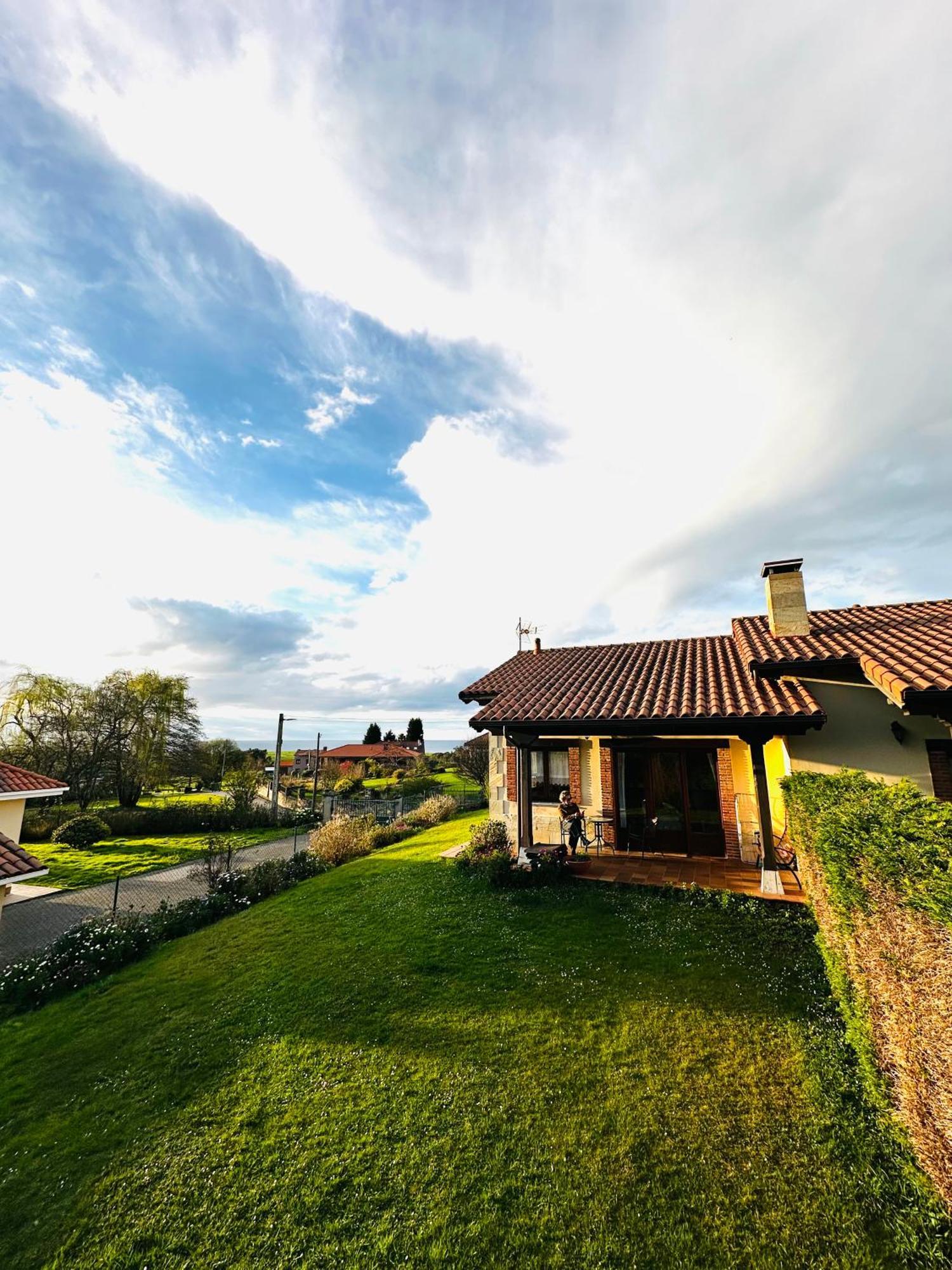 Rurales La Carbayala Holiday home Ovinana (Cudillero)