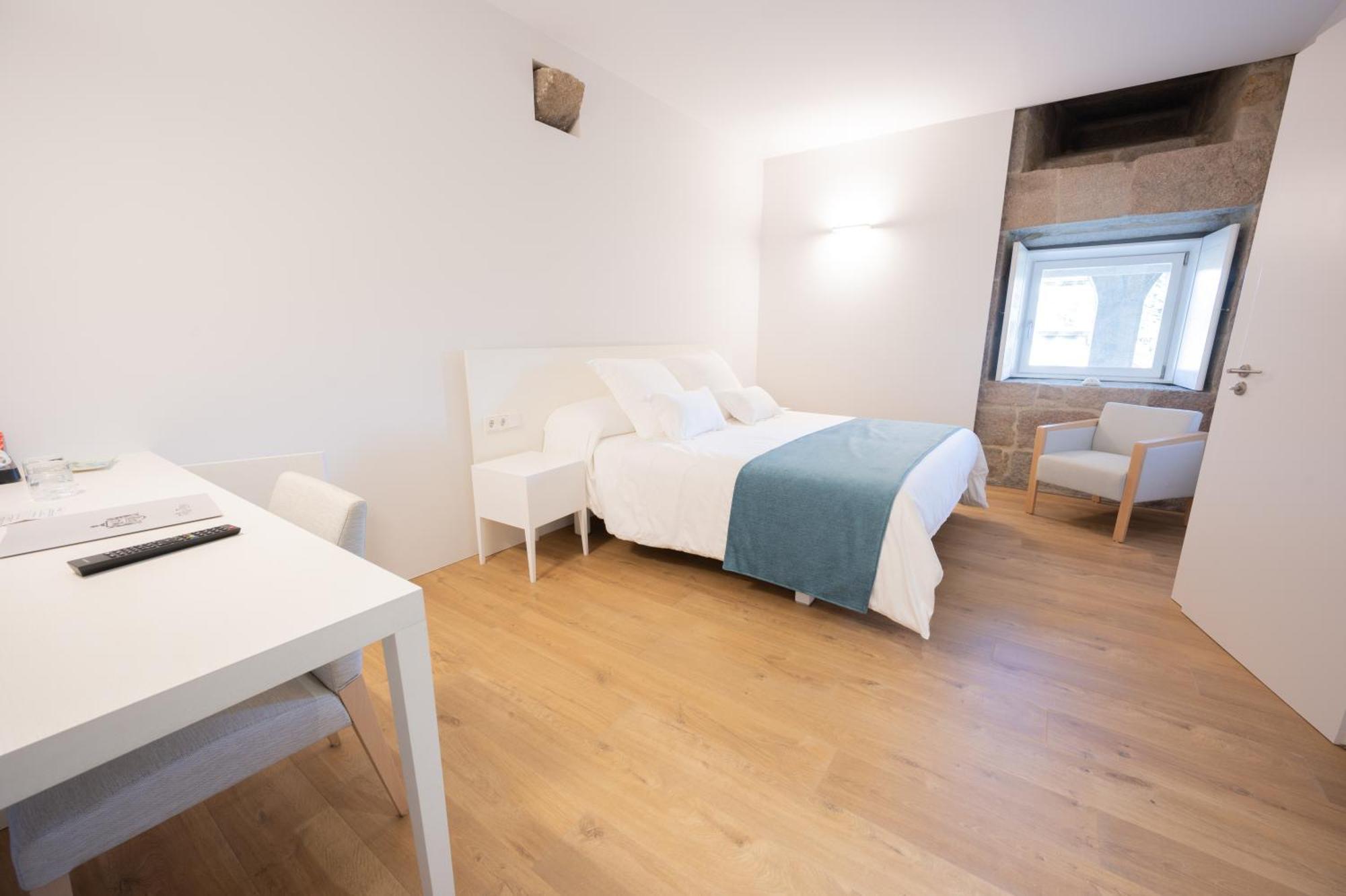 Torre De Tebra Hotel *