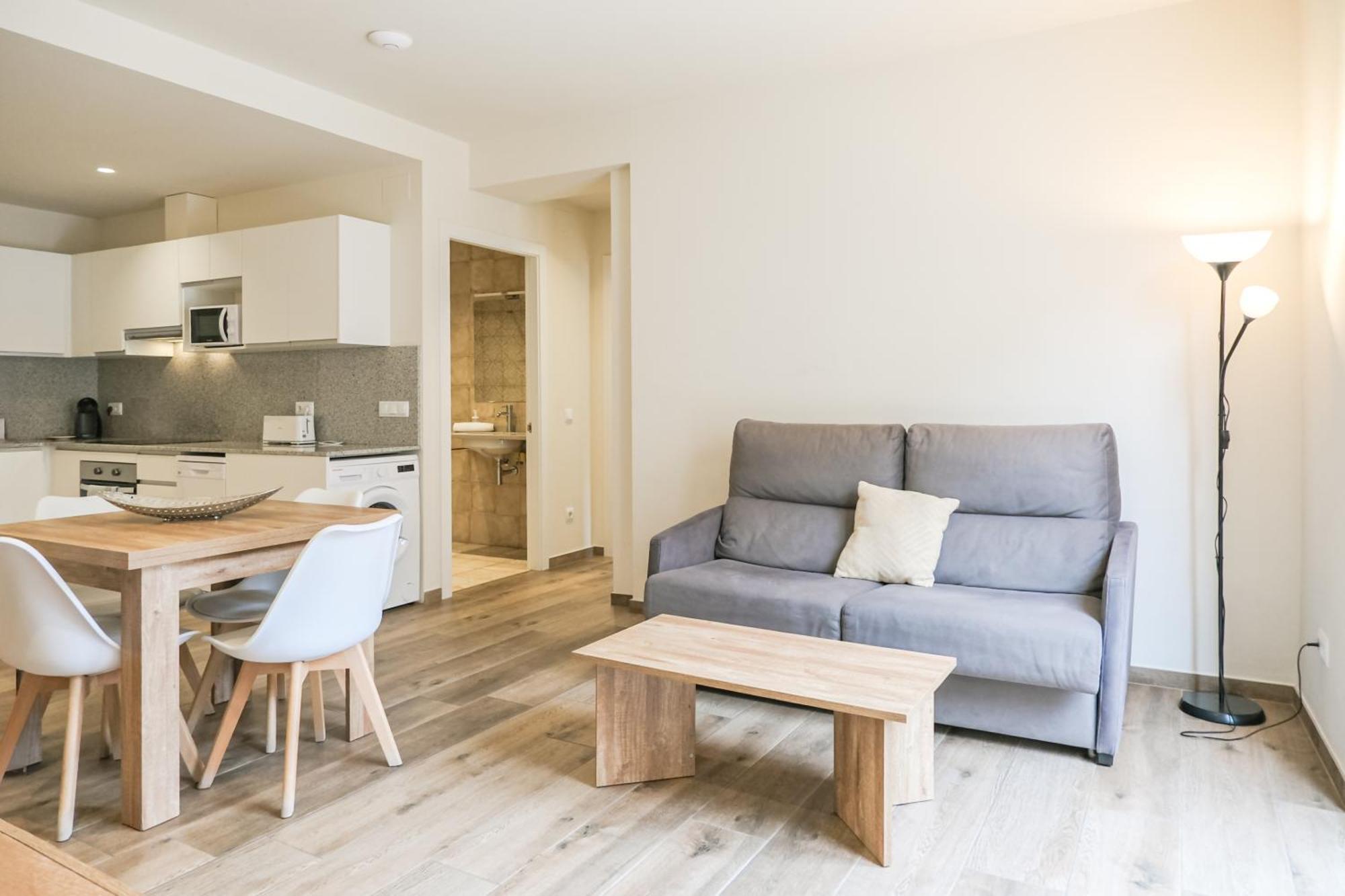 11 Moderno Con Ac En La Plaza Apartamento Besalú