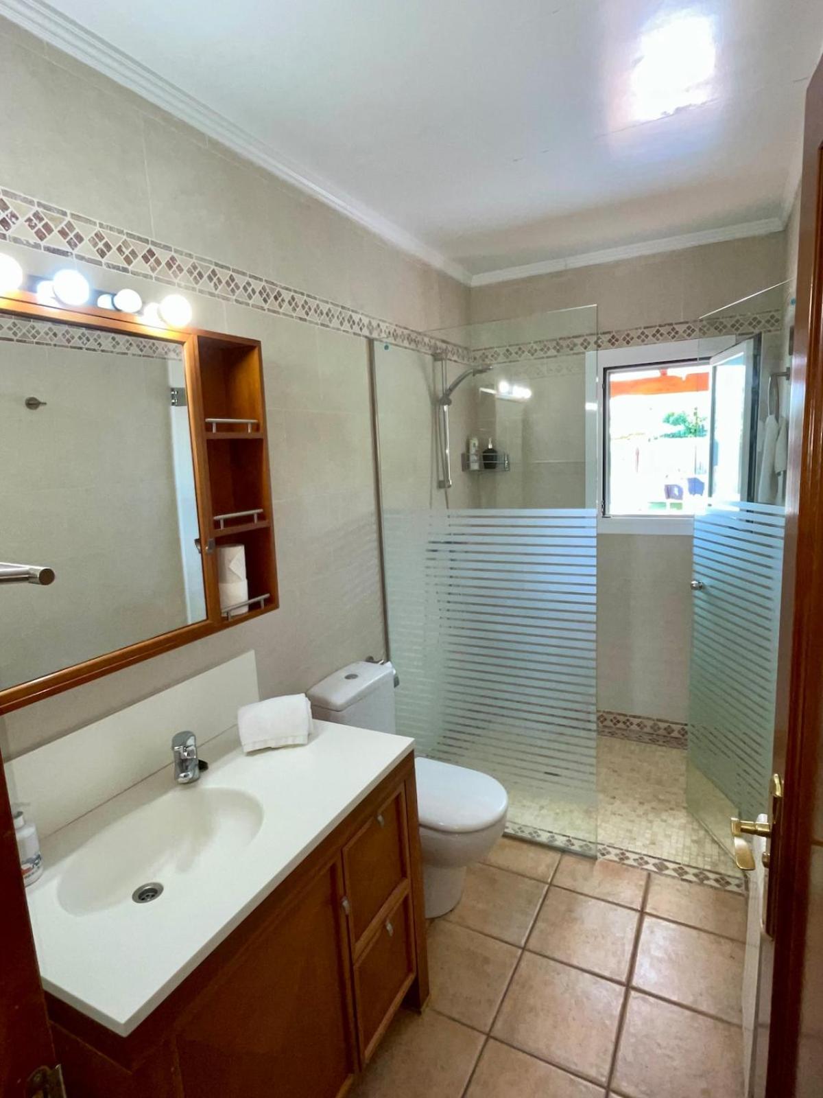 Ponton House, With Pool, Close To Palma Town, Perfect Location Holiday home