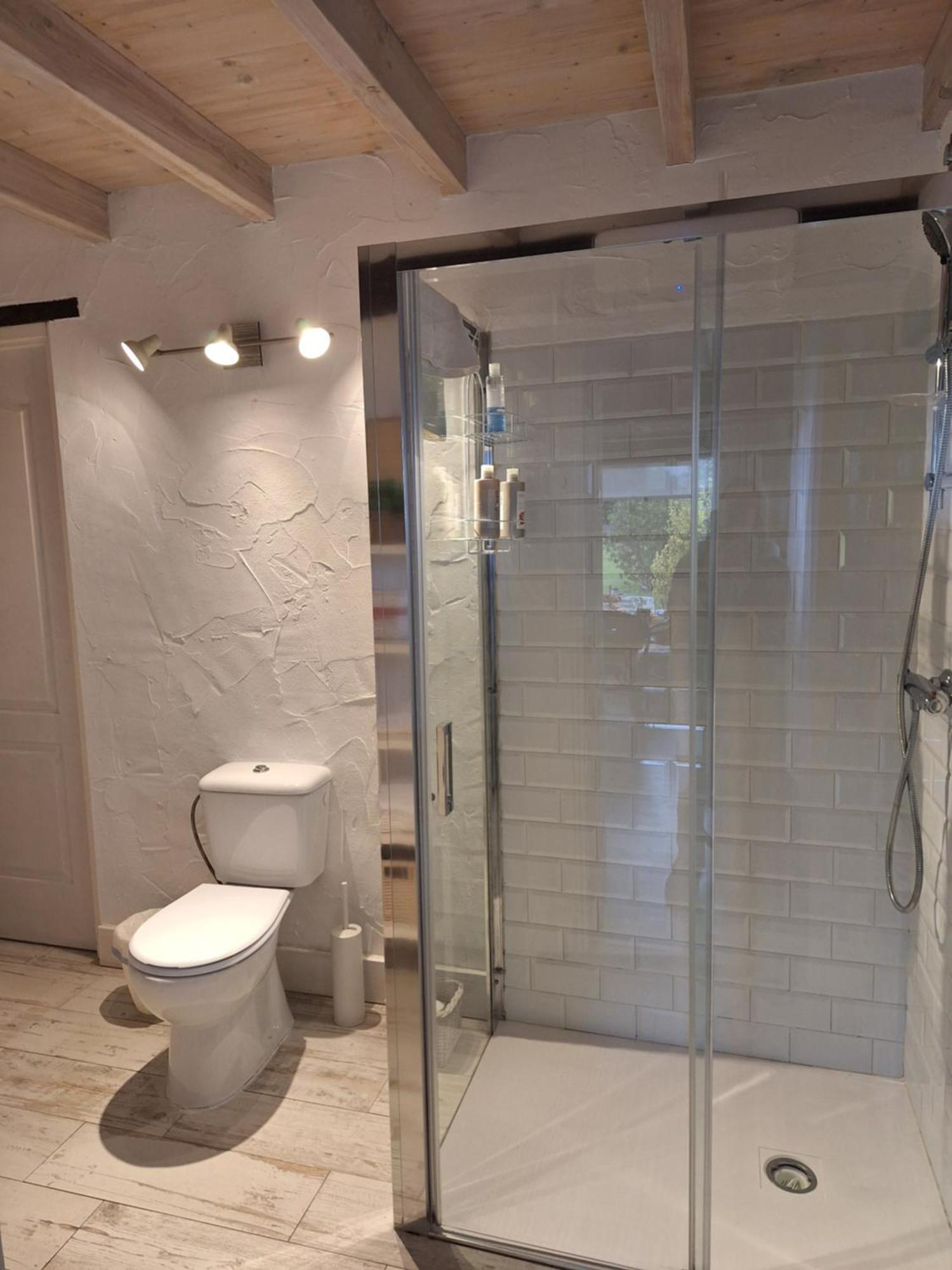 La Buganvilla En Udías Habitación en casa particular