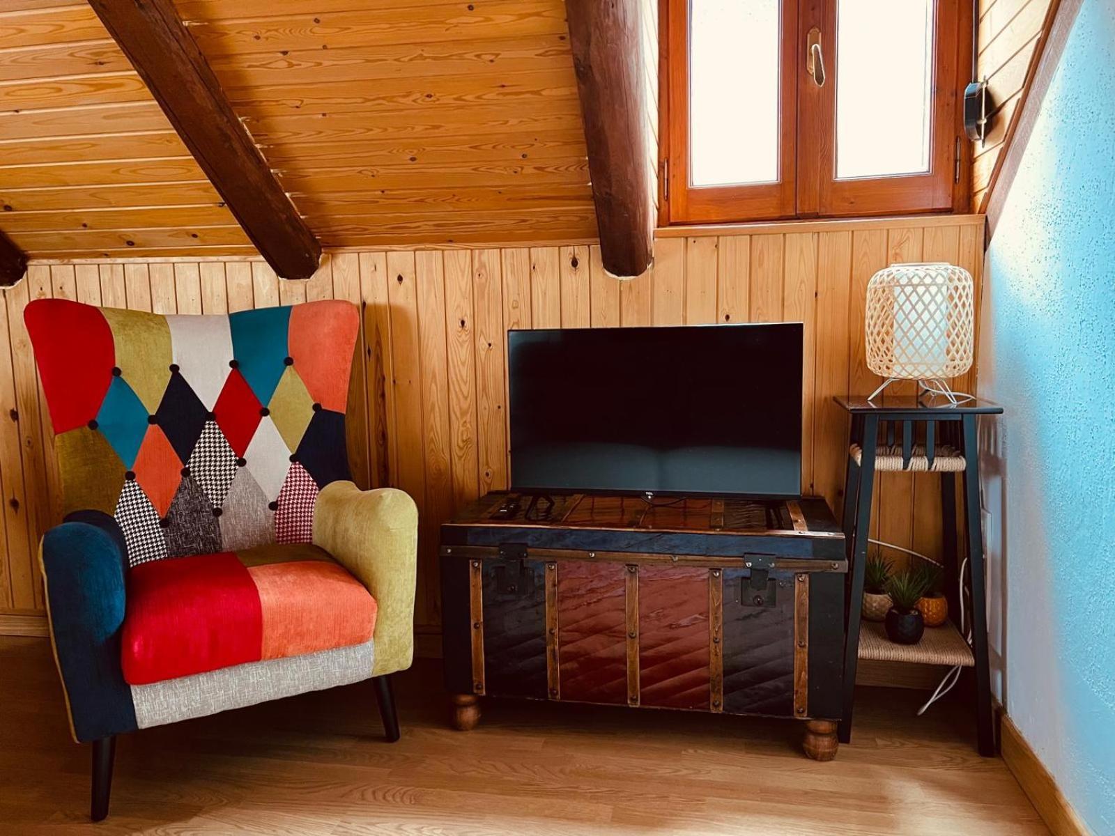 Apartamento La Buhardilla Del Boscache *