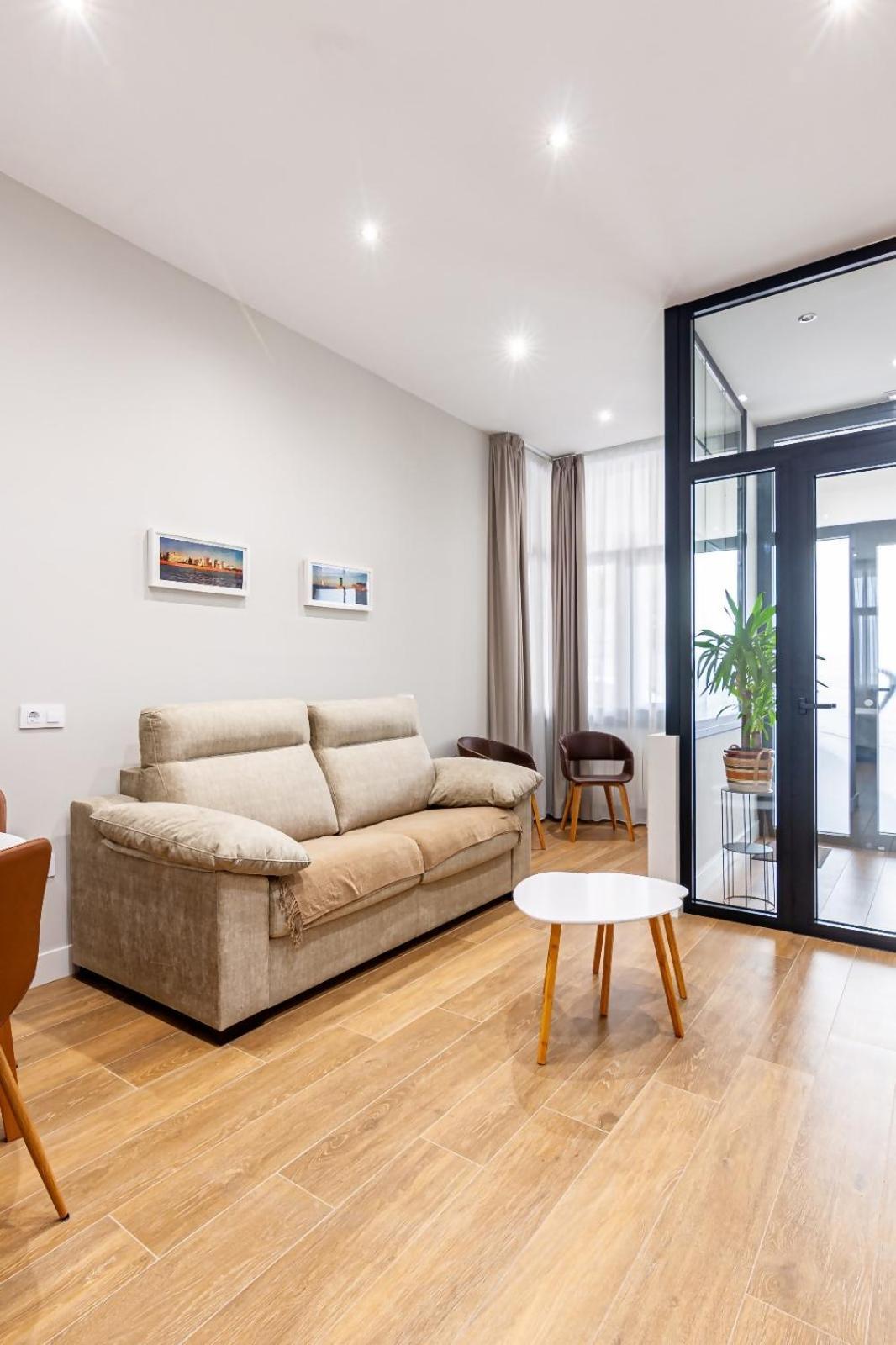 Av Poniente Playa Apartment *