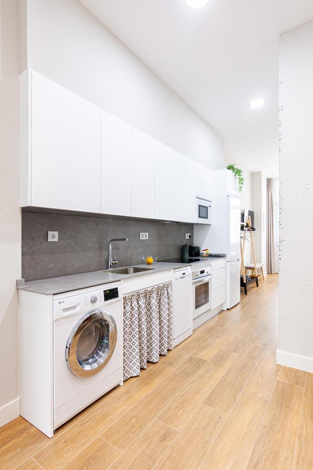 Av Poniente Playa Apartment Gijon