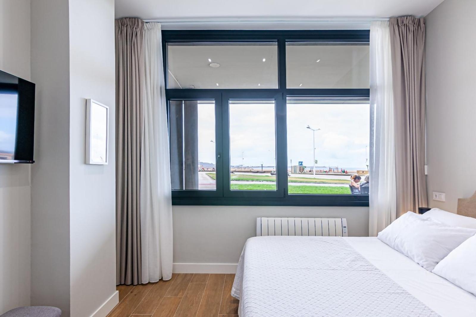 Av Poniente Playa Apartment Gijon