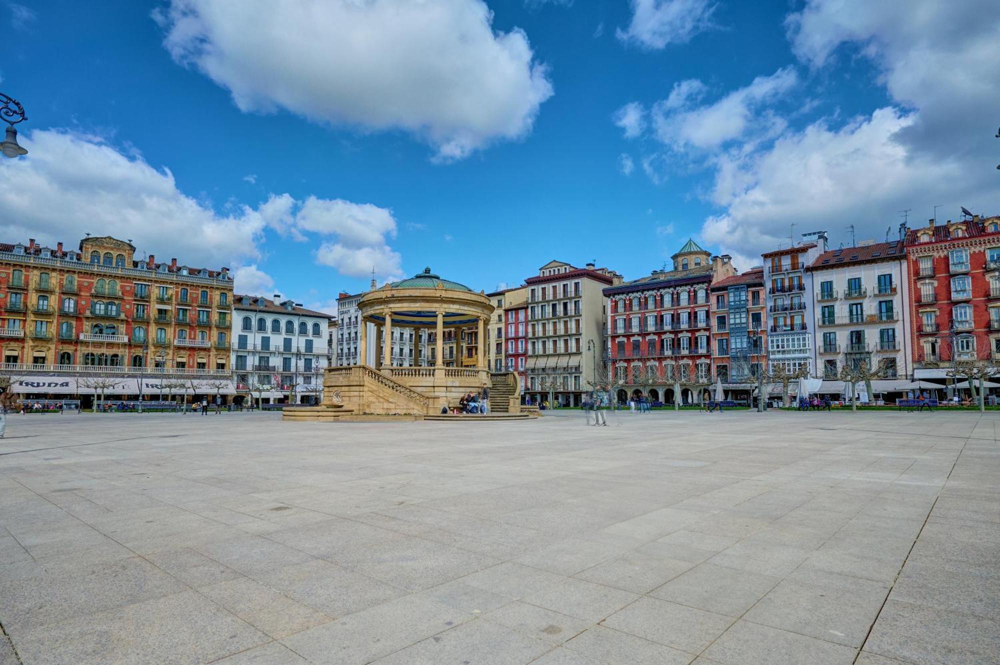 Castillo By Clabao * Pamplona