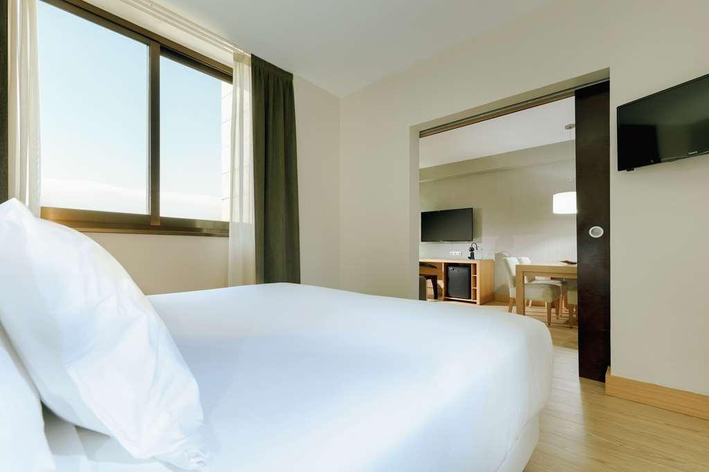 Hesperia Barcelona Sant Just 4*