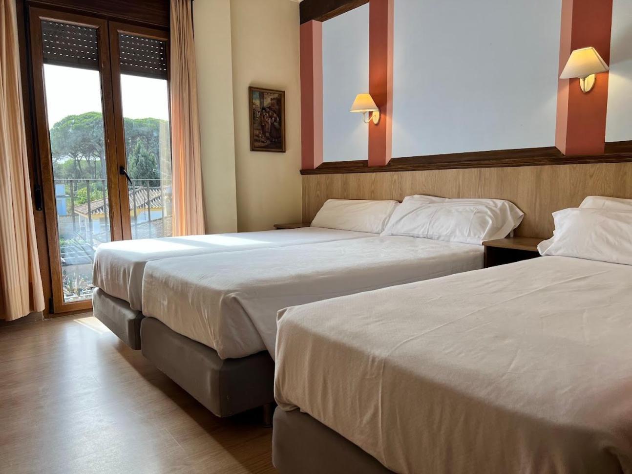 Pinomar Hotel 3*