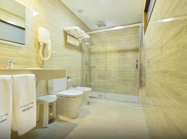 Hotel Puente De La Toja 3*