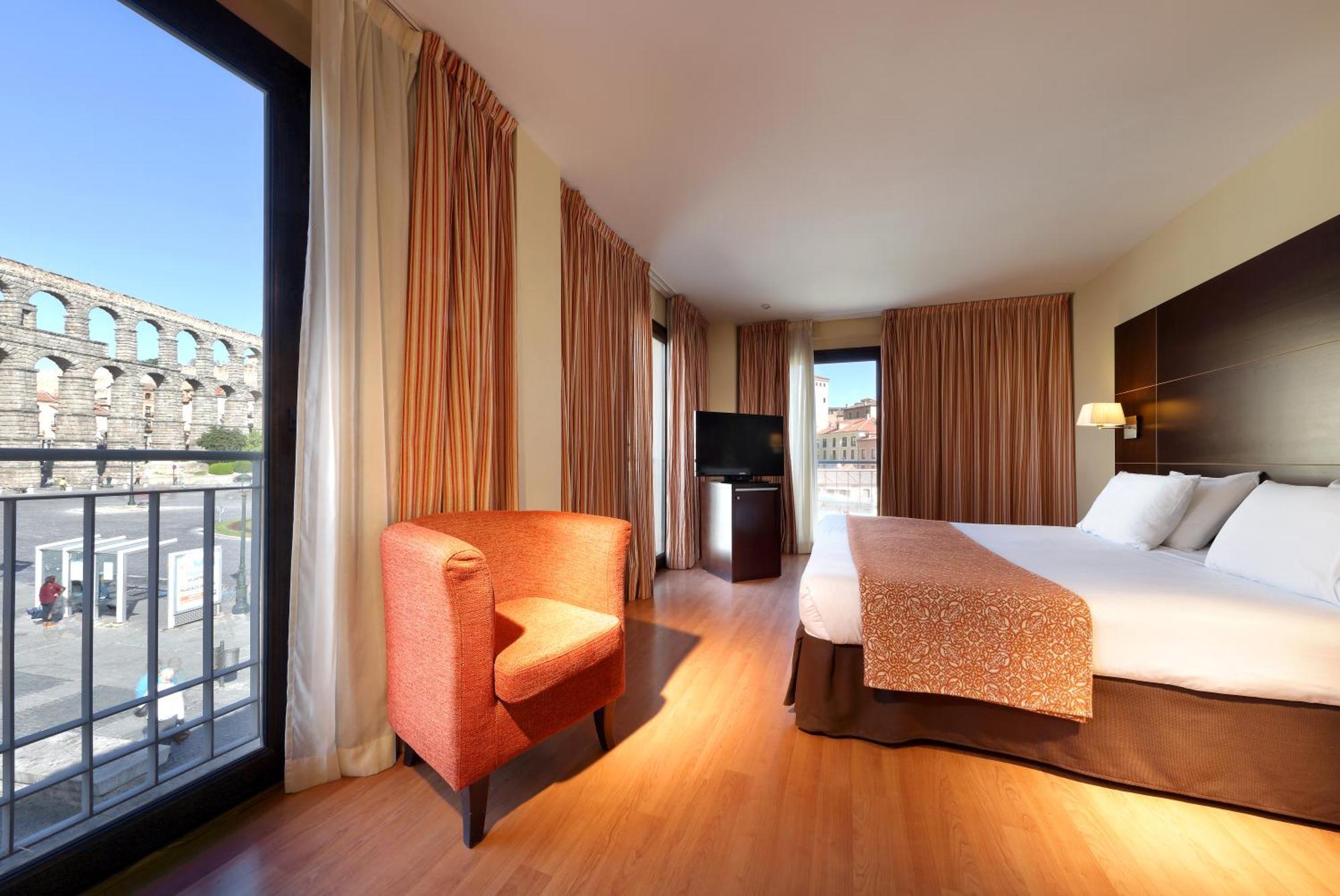 Eurostars Plaza Acueducto Hotel 4*
