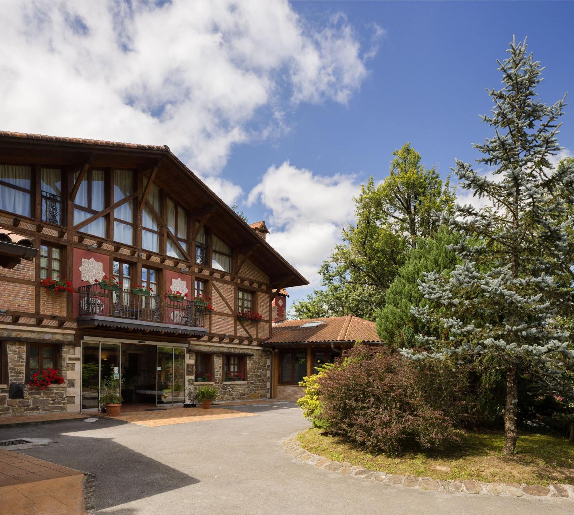 & Etxegana Hotel Zeanuri