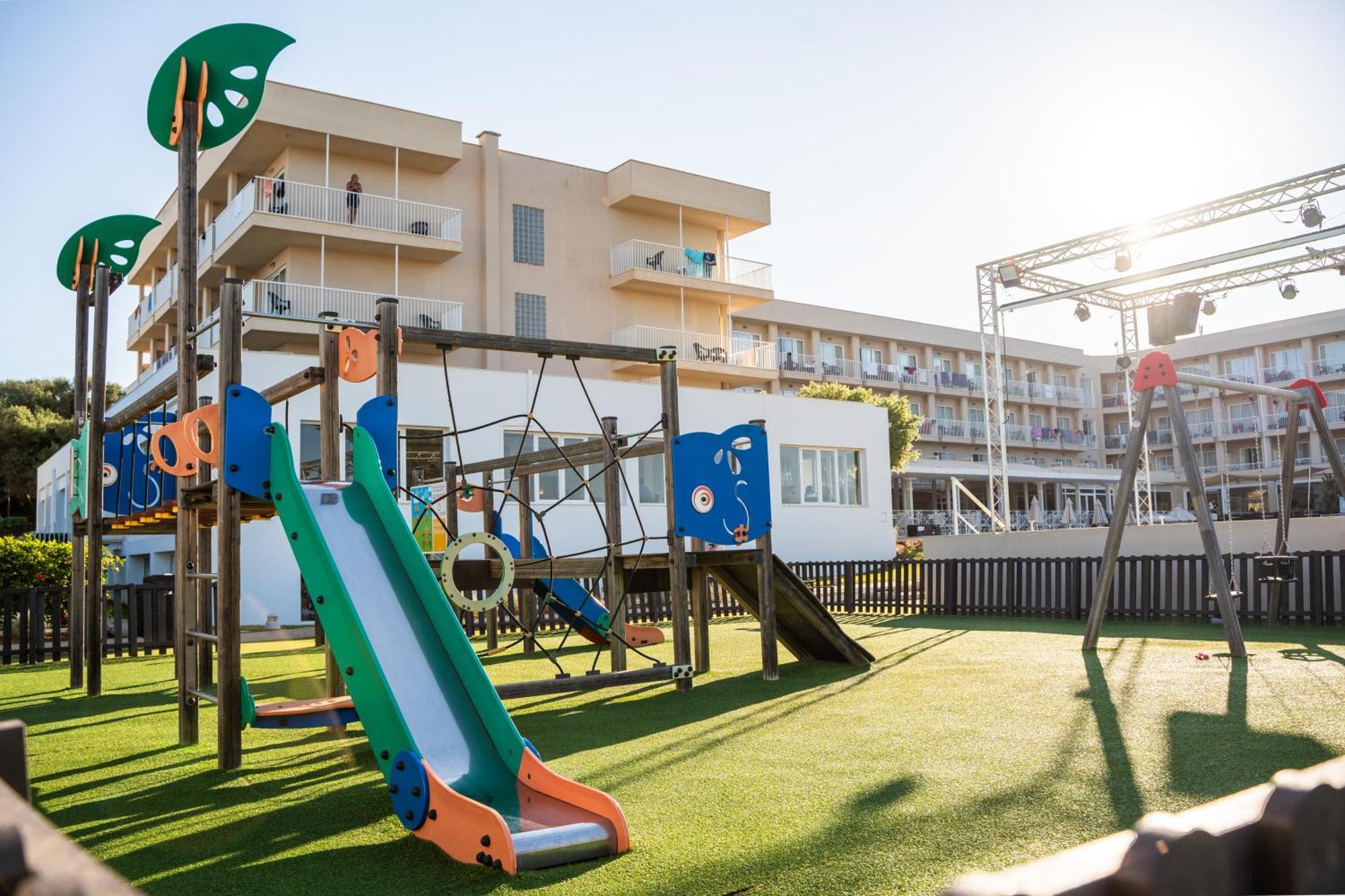 Minura Sur Menorca & Waterpark 4* Punta Prima (Menorca)