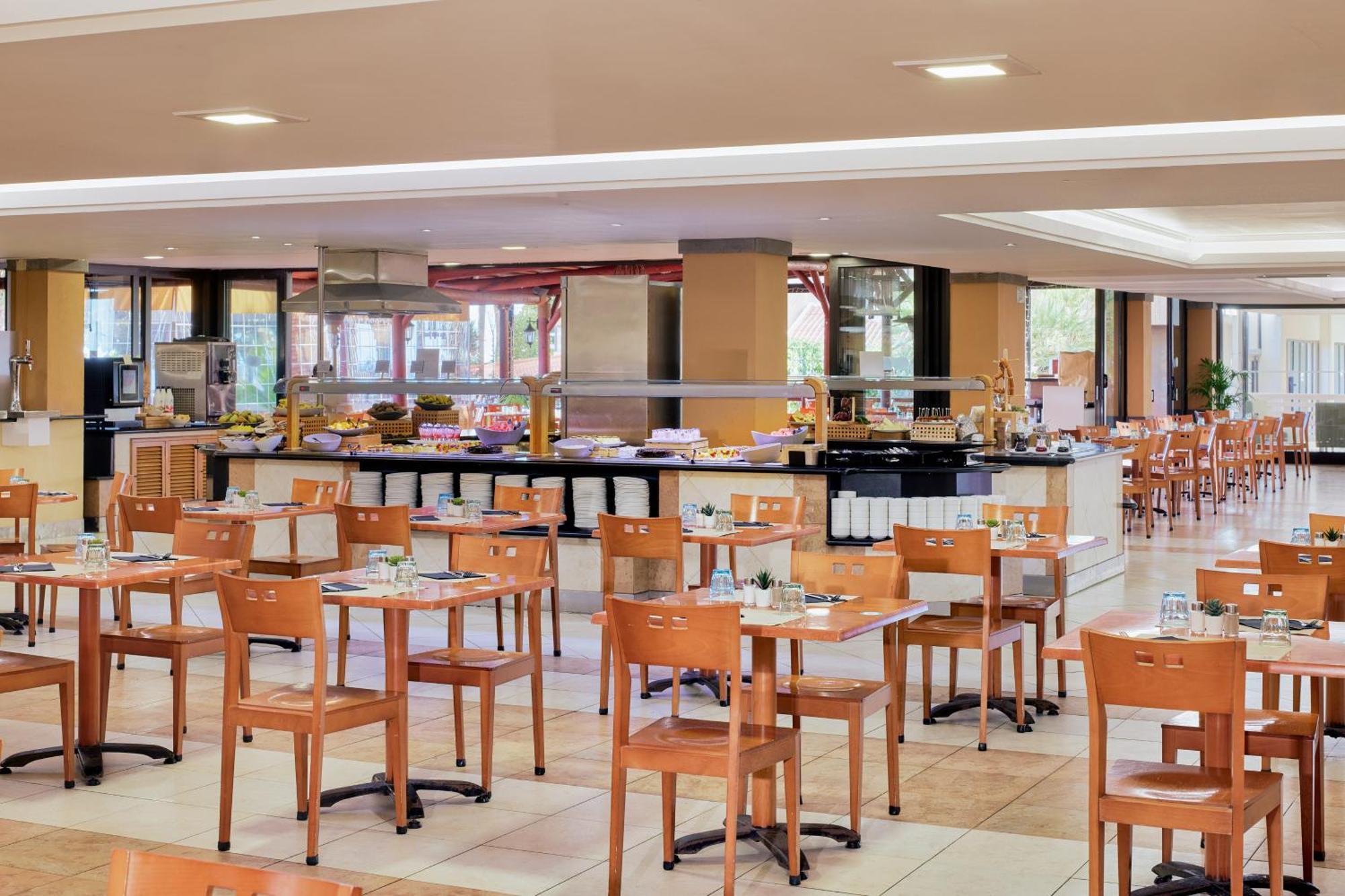 Hotel Sol Tenerife 4*