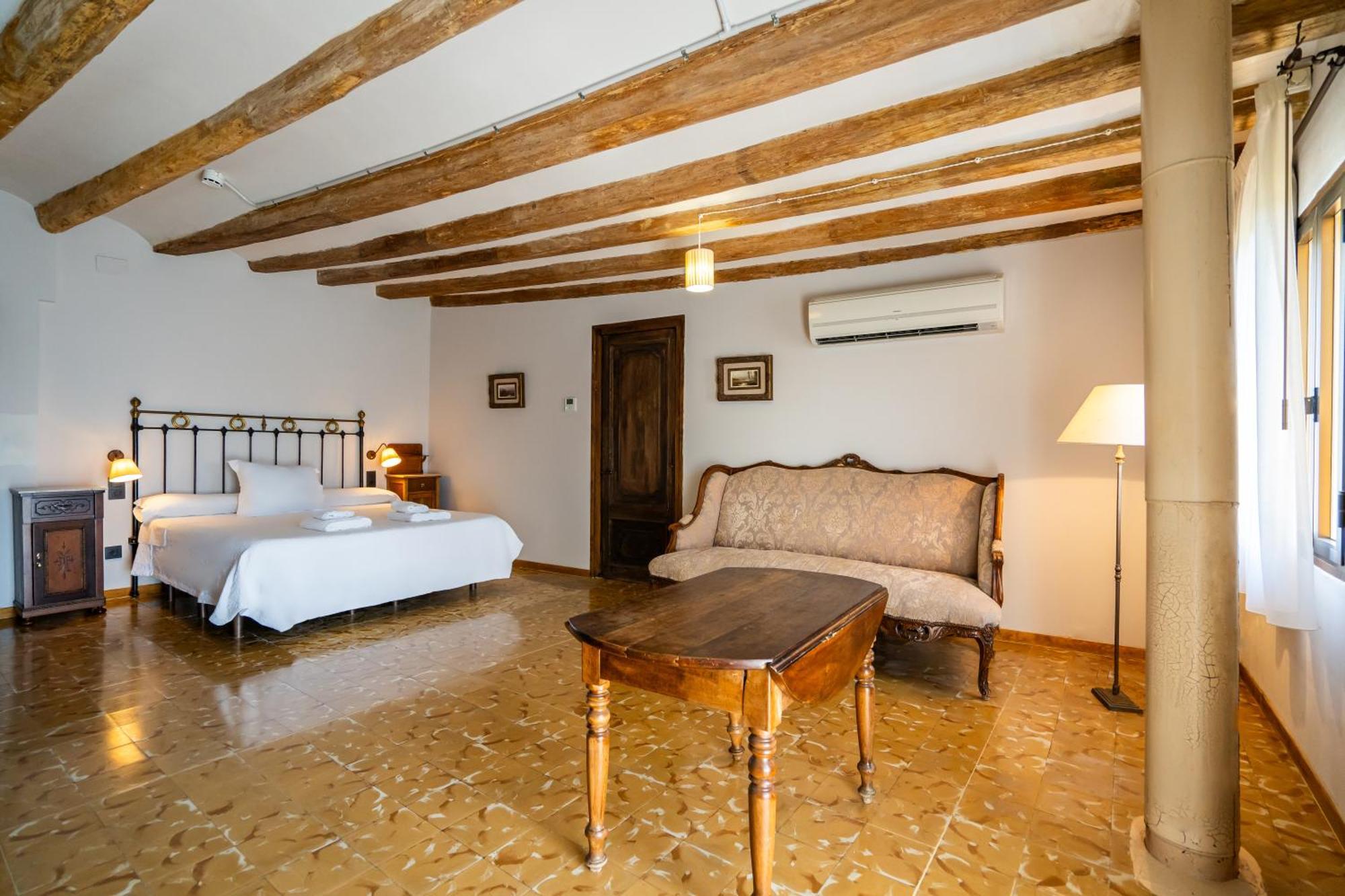 Bed & Breakfast Lo Palauet De La Muralla