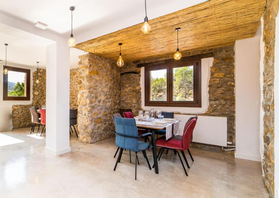 Foies De Baix Hotel *