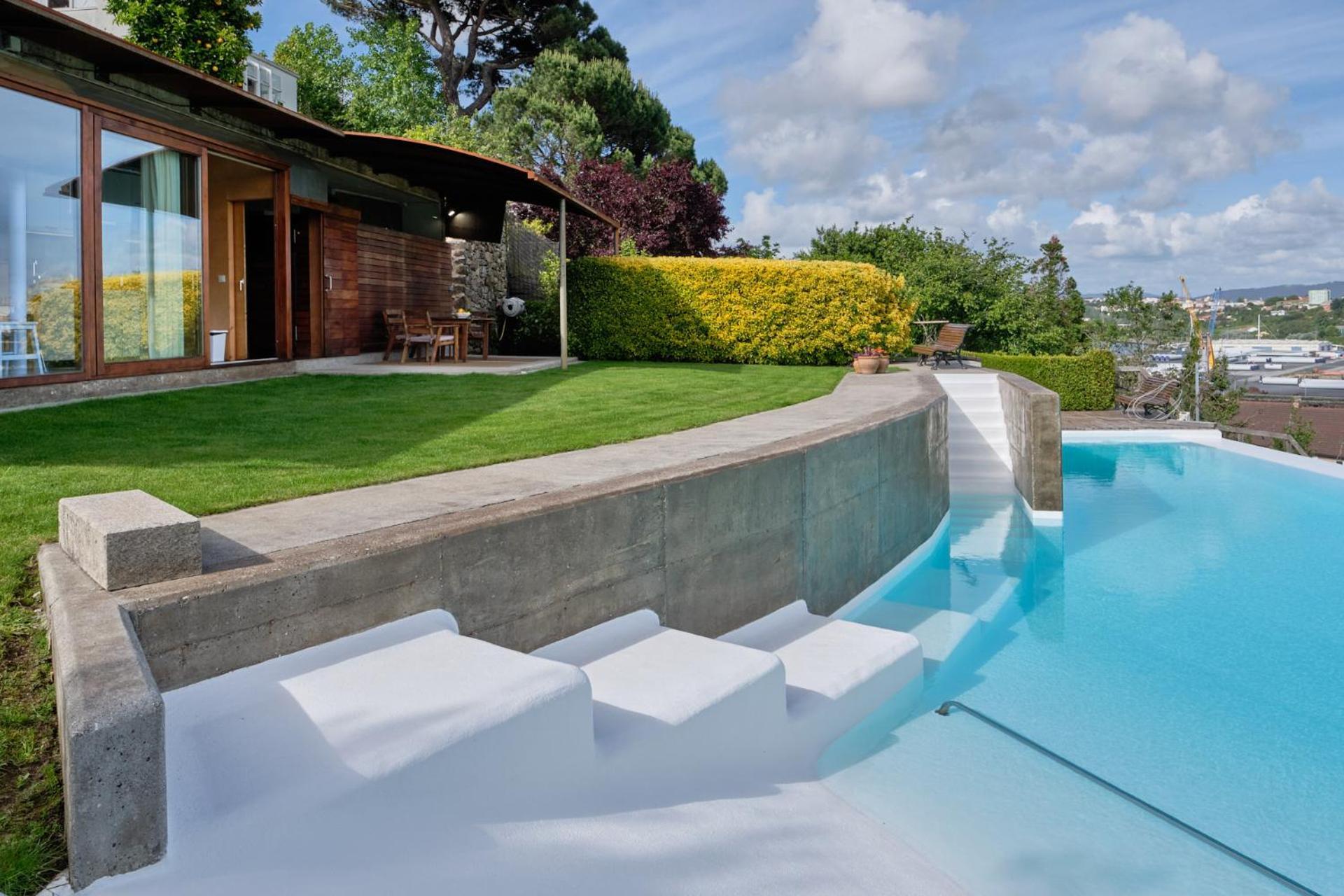 Con Piscina Y Excelentes Vistas *