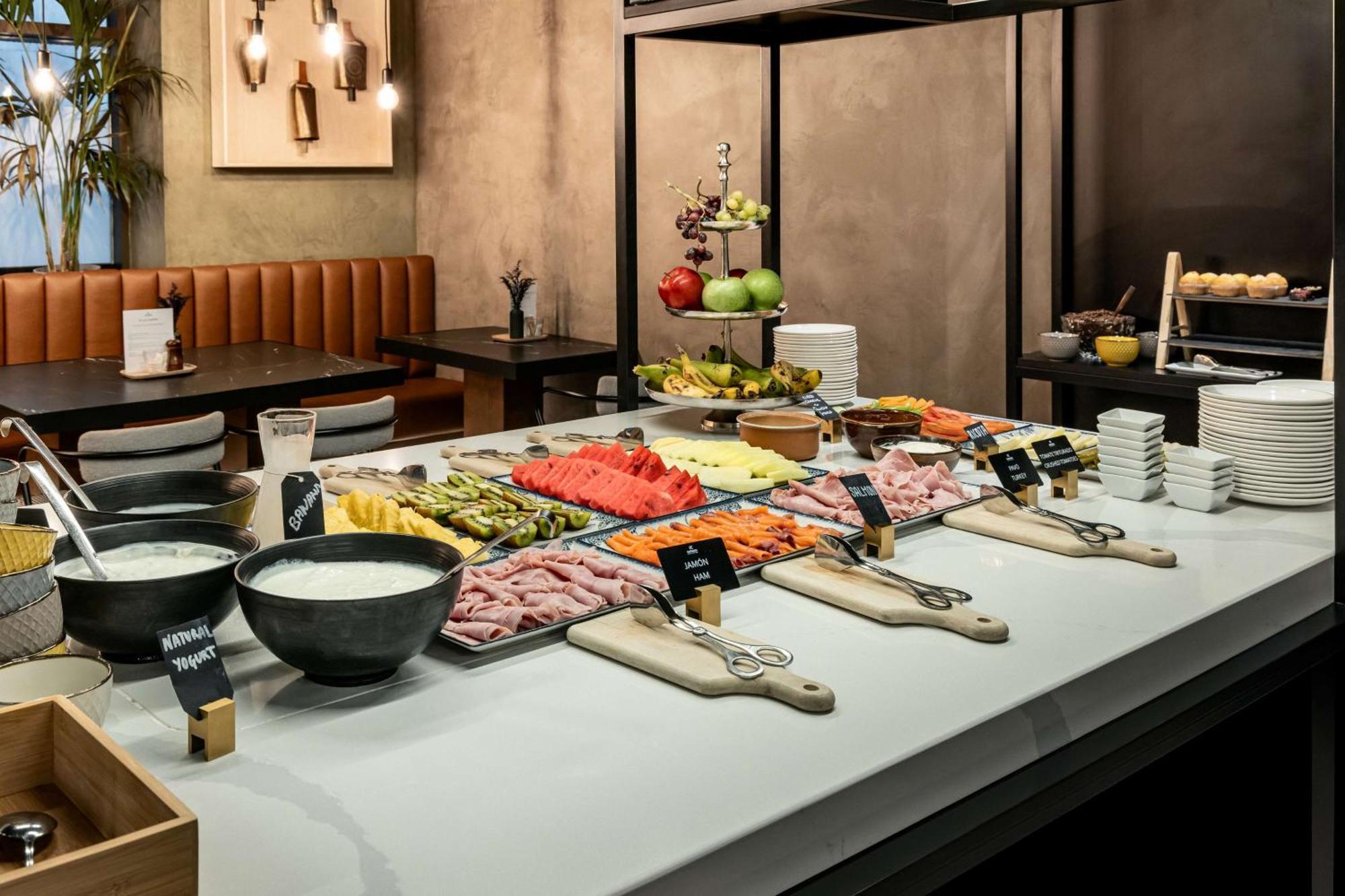 Radisson Collection Hotel, Magdalena Plaza Hotel 5*