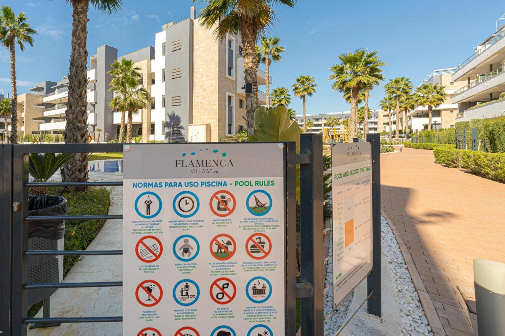 Playa Flamenca Apartment *
