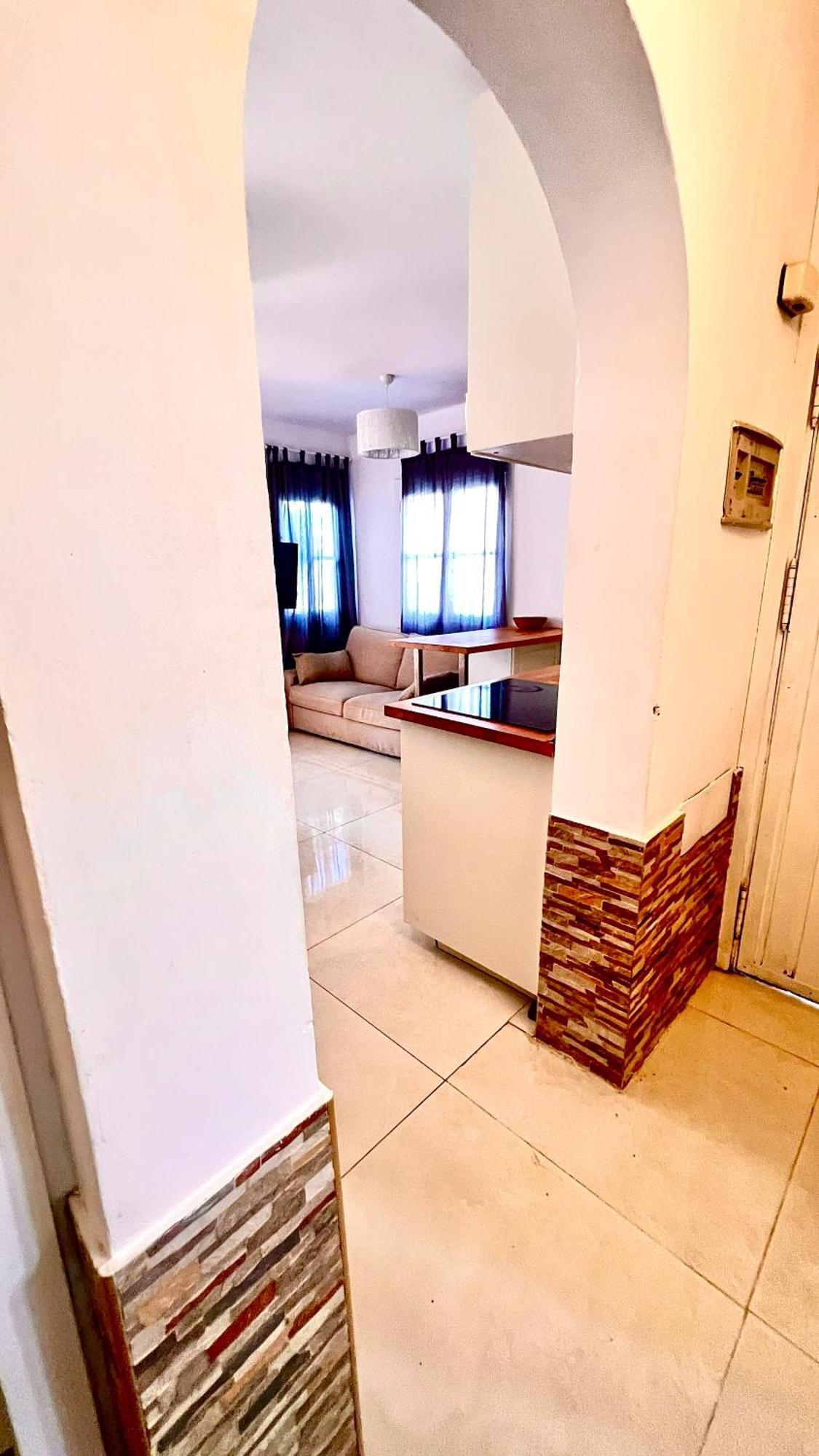 Cozy Two Bed Apartment. Apartamento Costa Adeje (Tenerife)