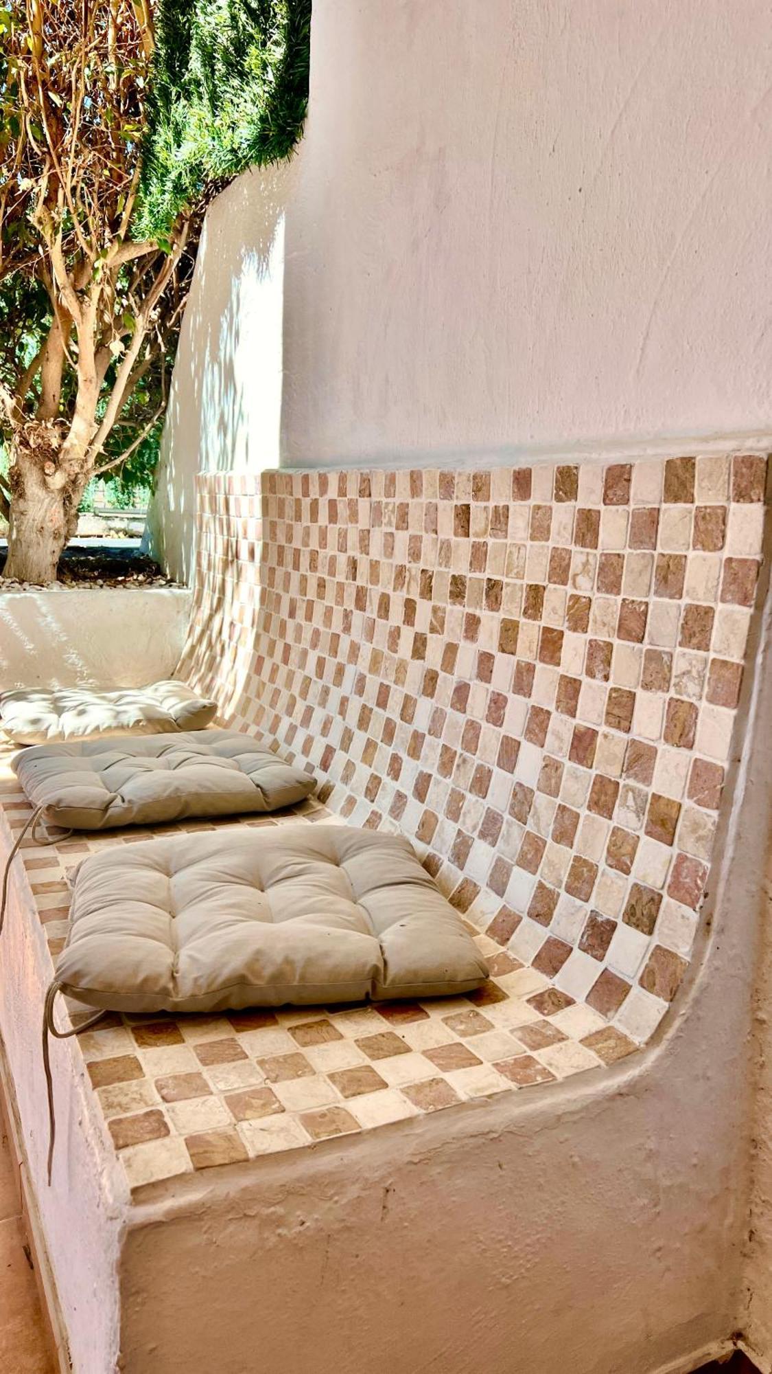 Cozy Two Bed Apartment. Apartamento