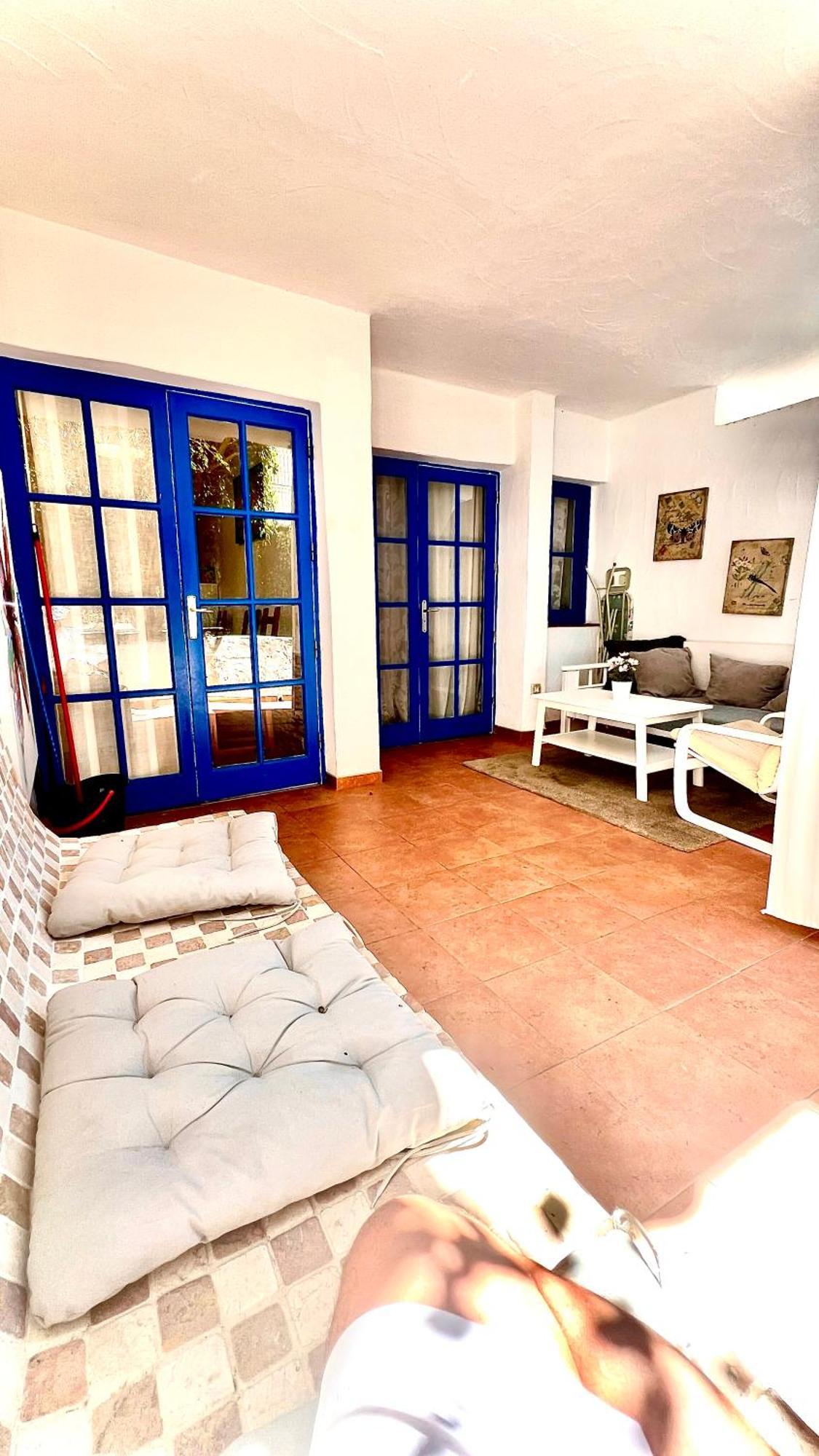 Apartamento Cozy Two Bed Apartment. *
