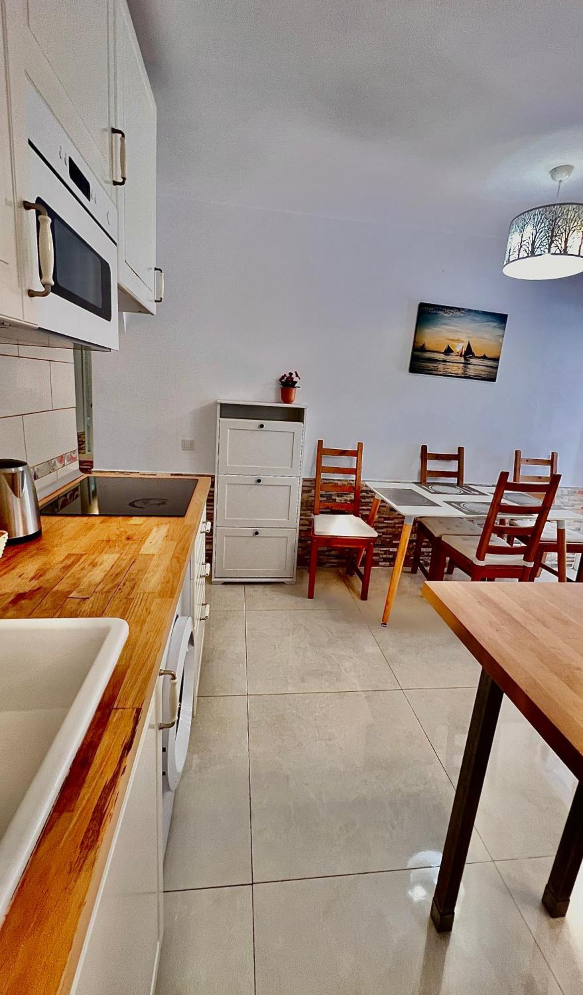 Apartamento Cozy Two Bed Apartment. Costa Adeje (Tenerife)