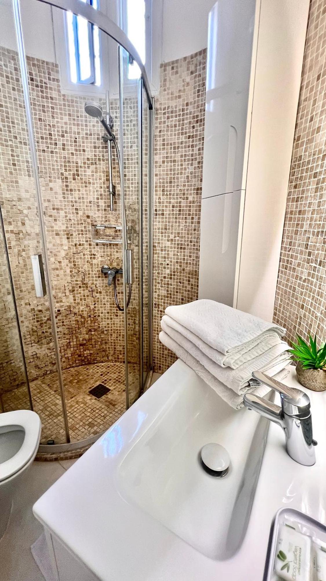 Cozy Two Bed Apartment. Apartamento Costa Adeje (Tenerife)