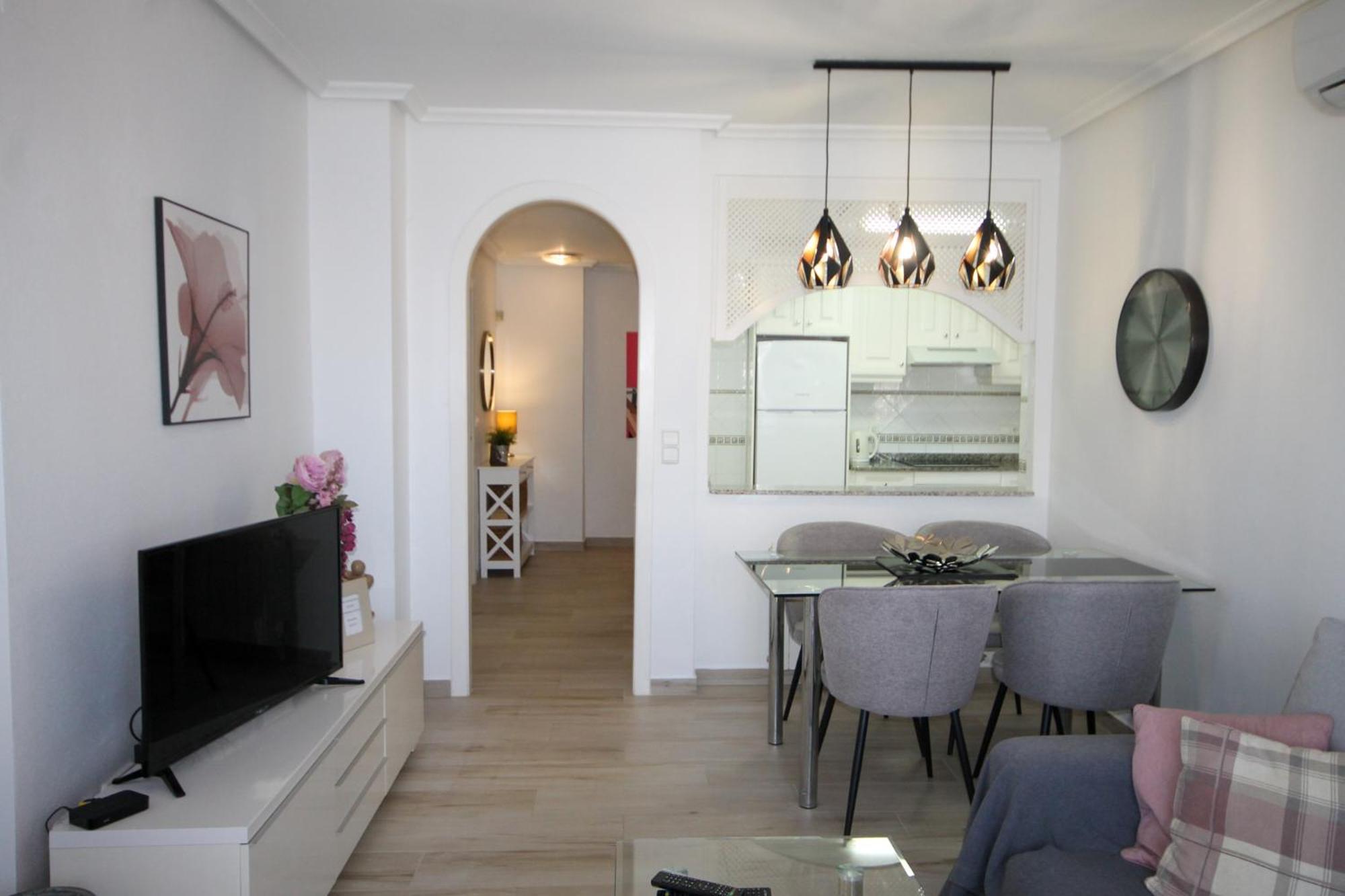 Apartamento Luxury 2 Bed, 2 Bath With Sea View, Heating And New Bathrooms. *