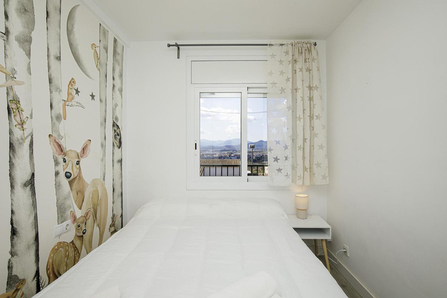 Casa Con Bonitas Vistas En Montjuic * Gerona