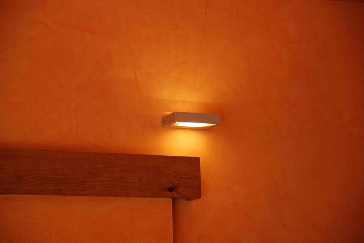 Renovated Barn With Garden And Pool - For 8 Сasa de vacaciones
