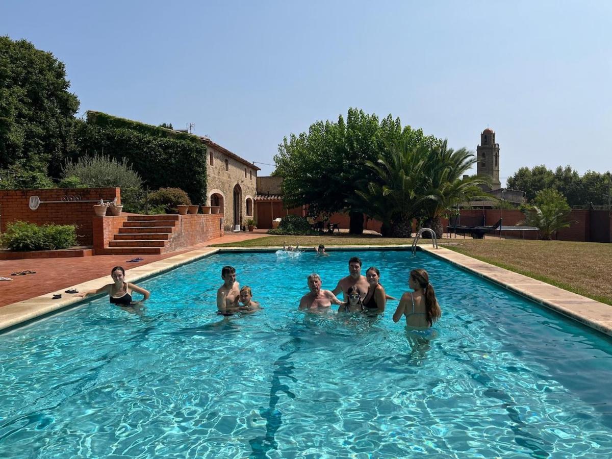 Сasa de vacaciones Renovated Barn With Garden And Pool - For 8 Corsá