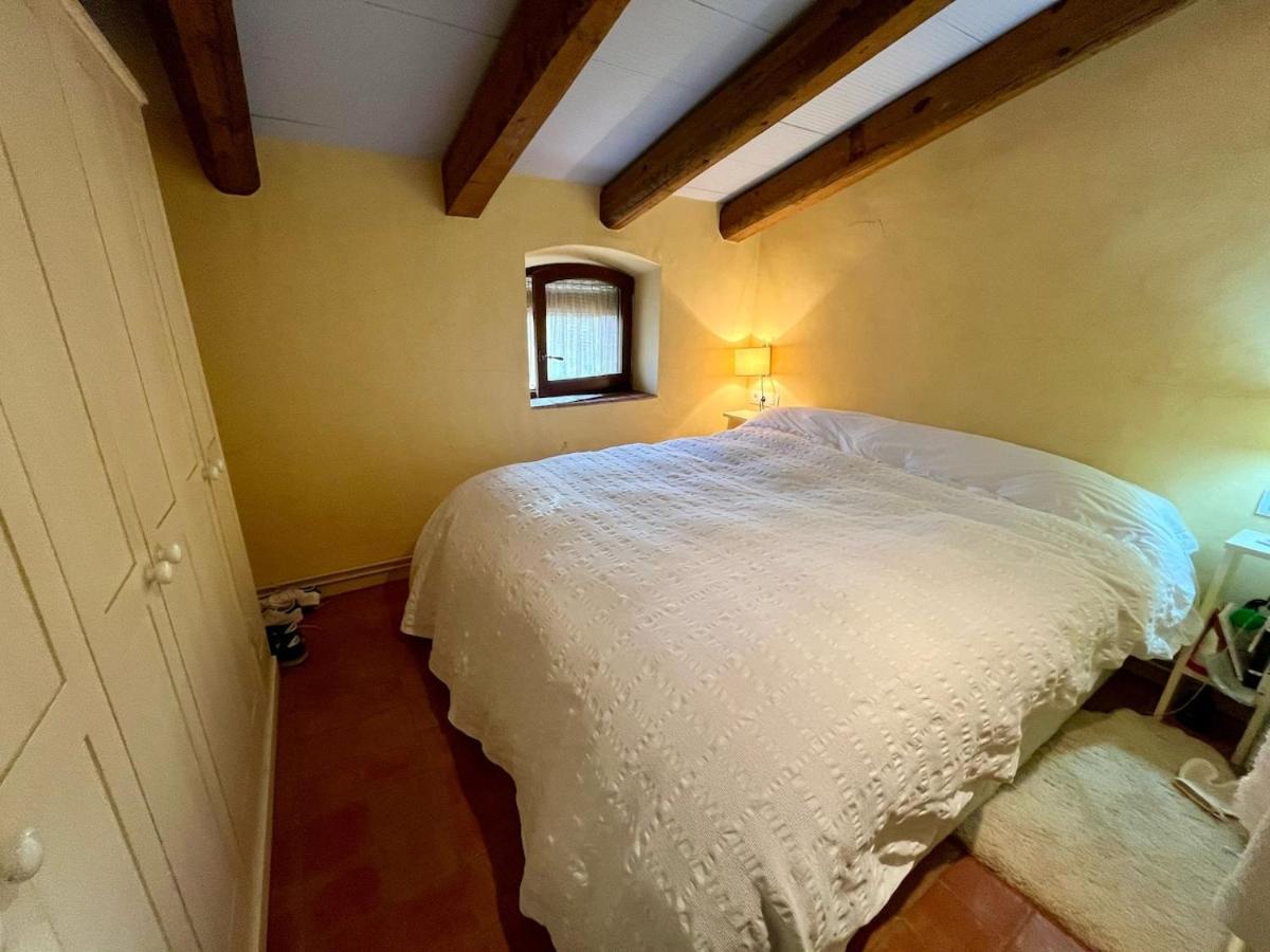 Renovated Barn With Garden And Pool - For 8 Сasa de vacaciones