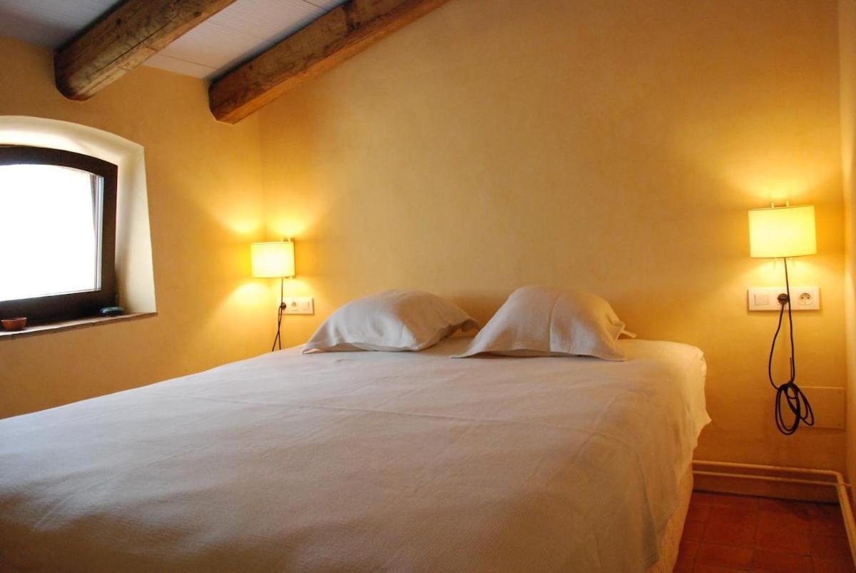 Сasa de vacaciones Renovated Barn With Garden And Pool - For 8 Corsá