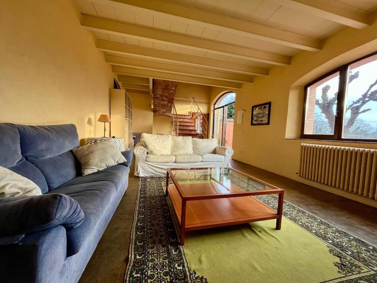 Сasa de vacaciones Renovated Barn With Garden And Pool - For 8 Corsá