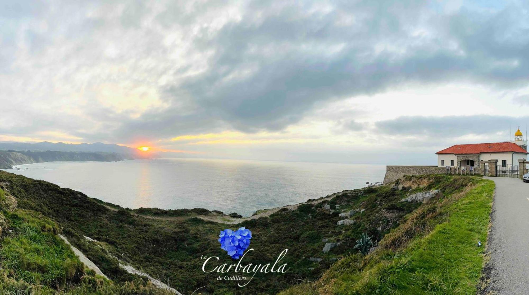 Rurales La Carbayala Ovinana (Cudillero)