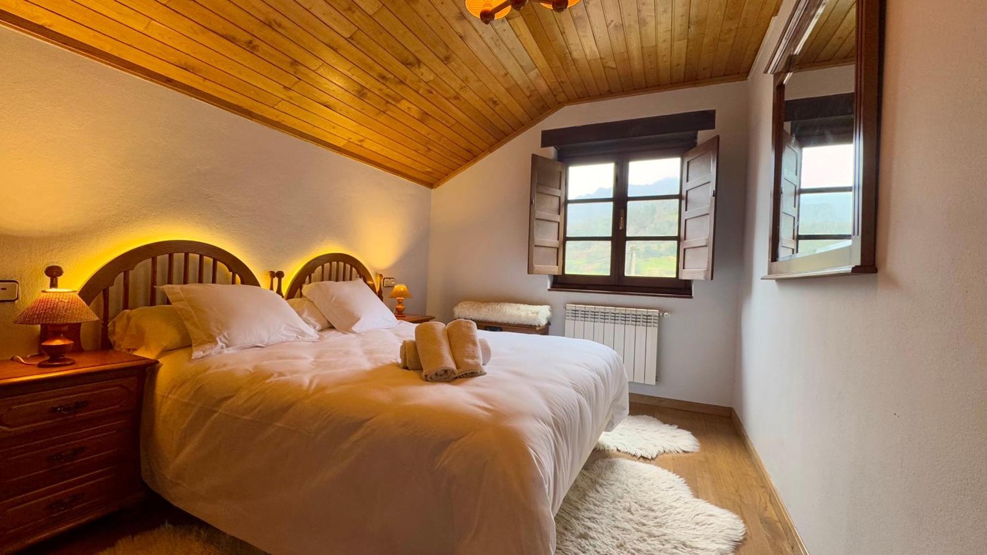 Y Casas De Aldea La Pornacal Guest house *