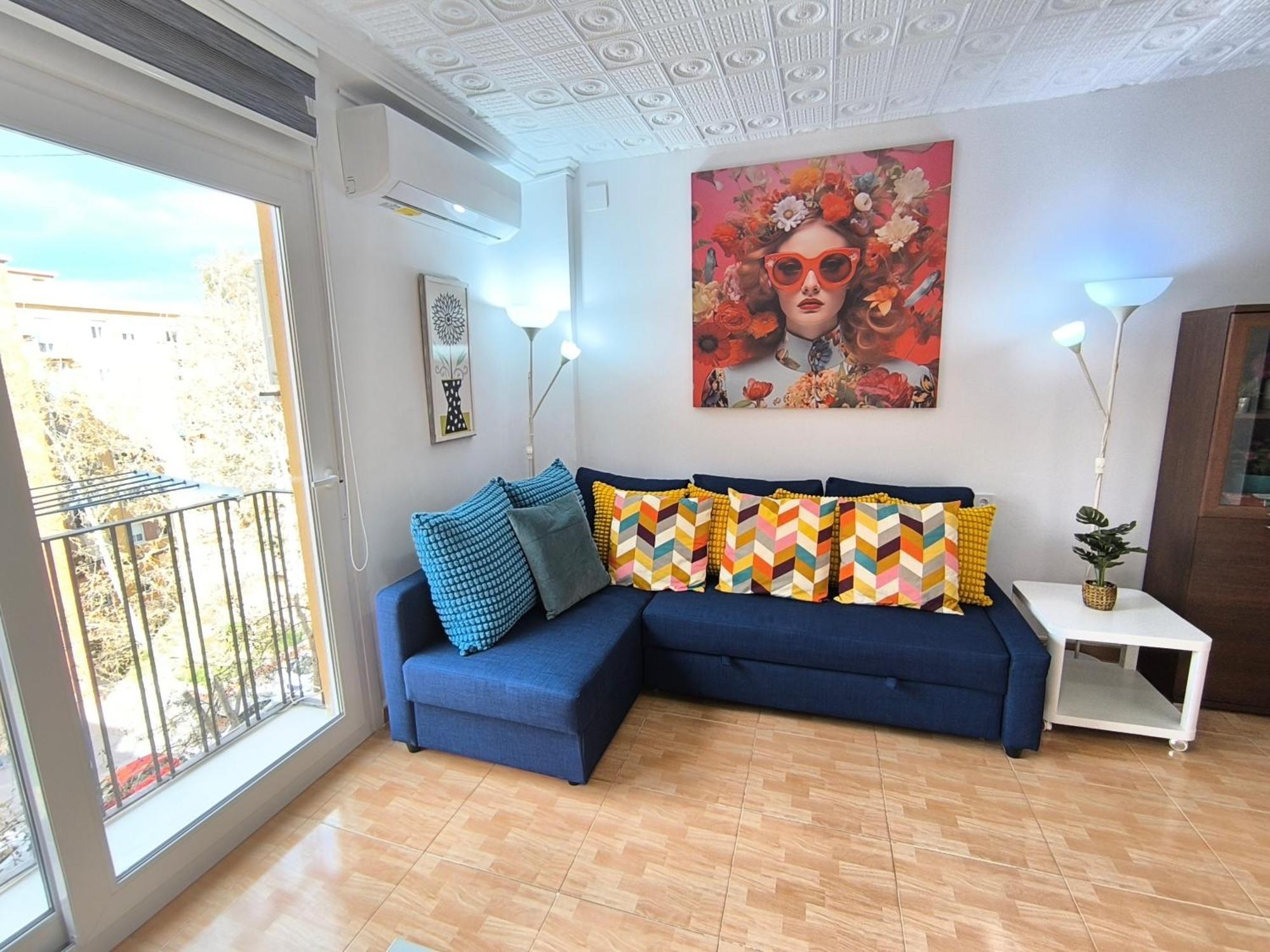 Apartamento In With Wifi + Parking. *