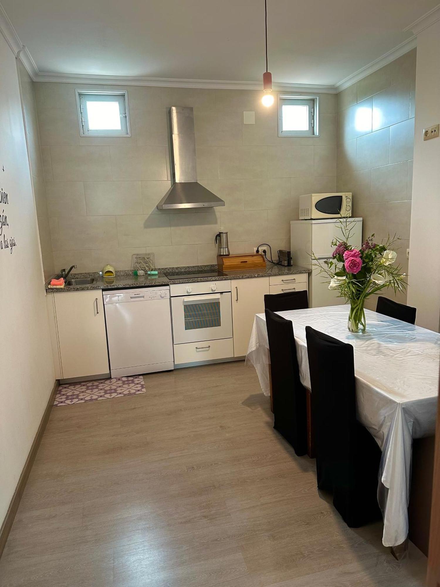 El Camino Apartment Laza